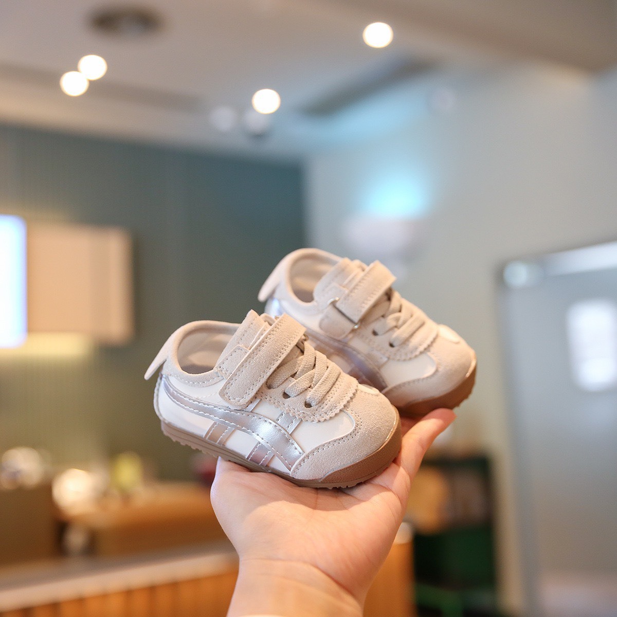 日系百搭休閒鞋