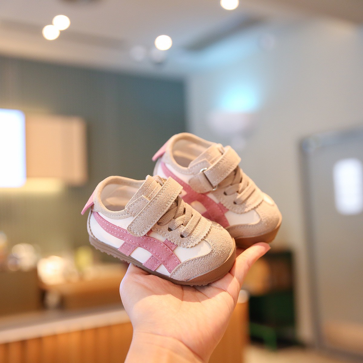 日系百搭休閒鞋