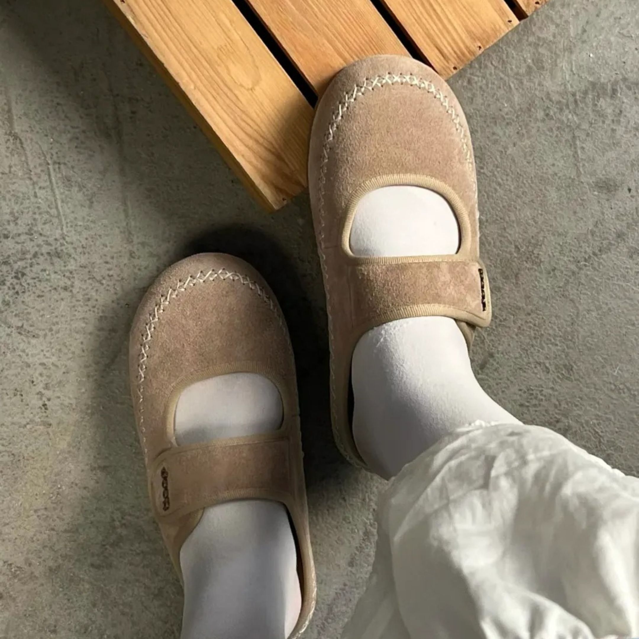 NICEDAY 代購 Jeep 吉普 瑪莉珍 勃肯鞋 麂皮 皮革 卡其 棕色 摩卡 淺棕 輕便 穿搭