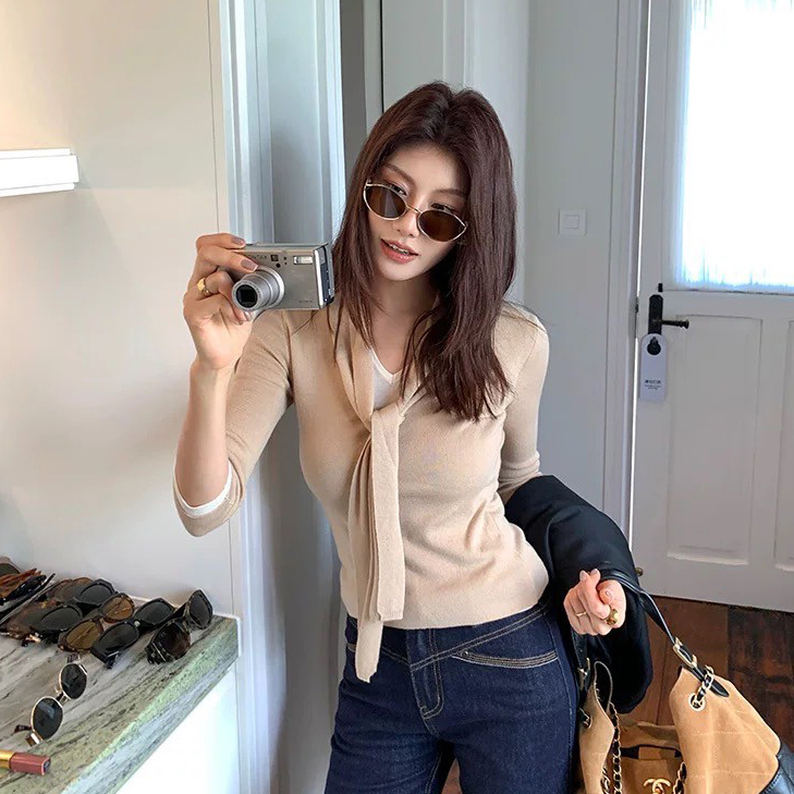 配色假兩件綁帶領巾造型上衣-S-XL / 2色 (Elegant & Love)