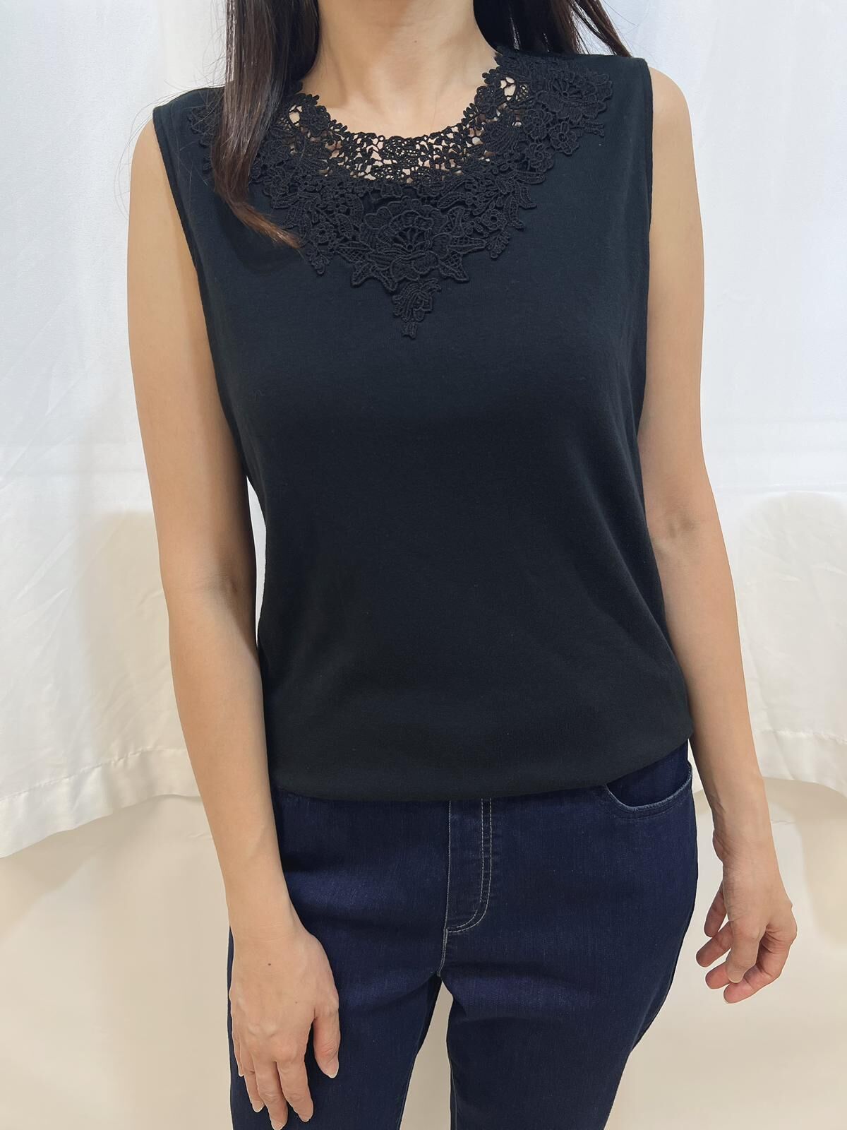 MMO V LACE 背心打底 黑色