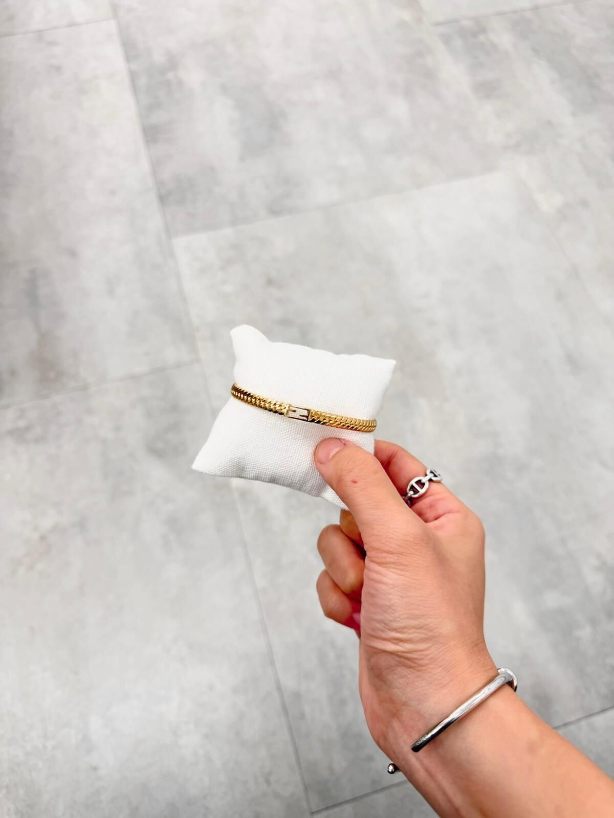 Sale Fendi Medium Baguette Bangle