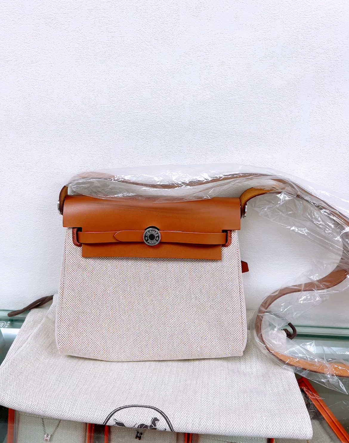 *Unused* Hermes herbag mini (ecru beige/ fauve/ stamp W)