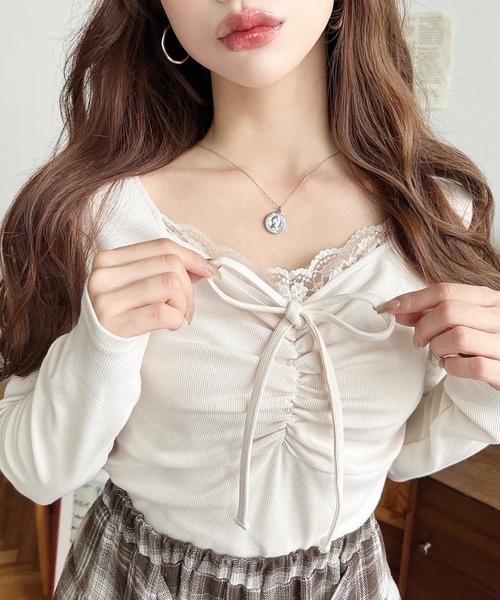 日本🇯🇵連線 Moment+ 蕾絲褶皺緞帶長袖上衣 綁帶 點點印花 蕾絲 緞帶 皺褶 長袖 5色(任買兩件711免運)/預購