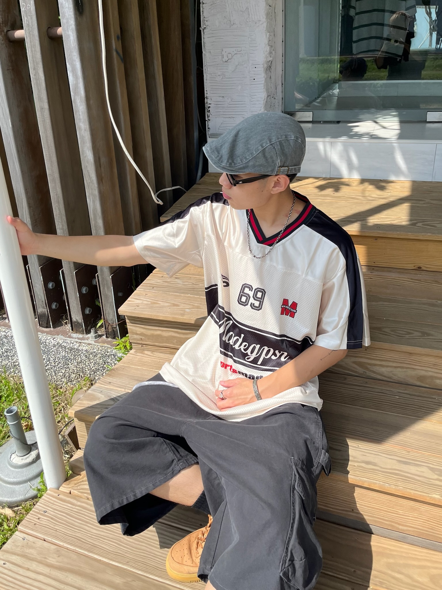 Select By Yourˊs 69號復古米色美式橄欖球衣