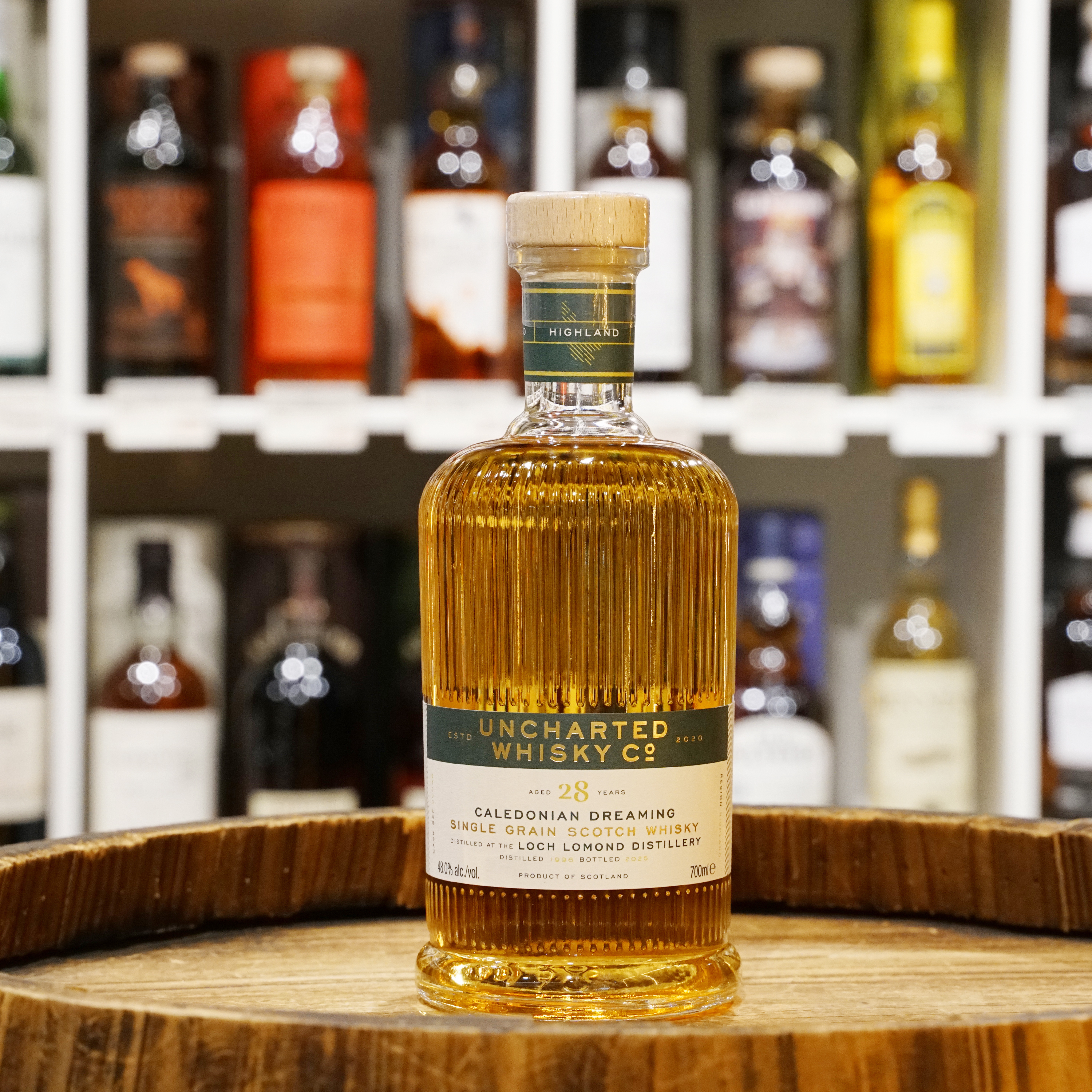 Uncharted Caledonian Dreaming Loch Lomond Single Grain 28 Years Old