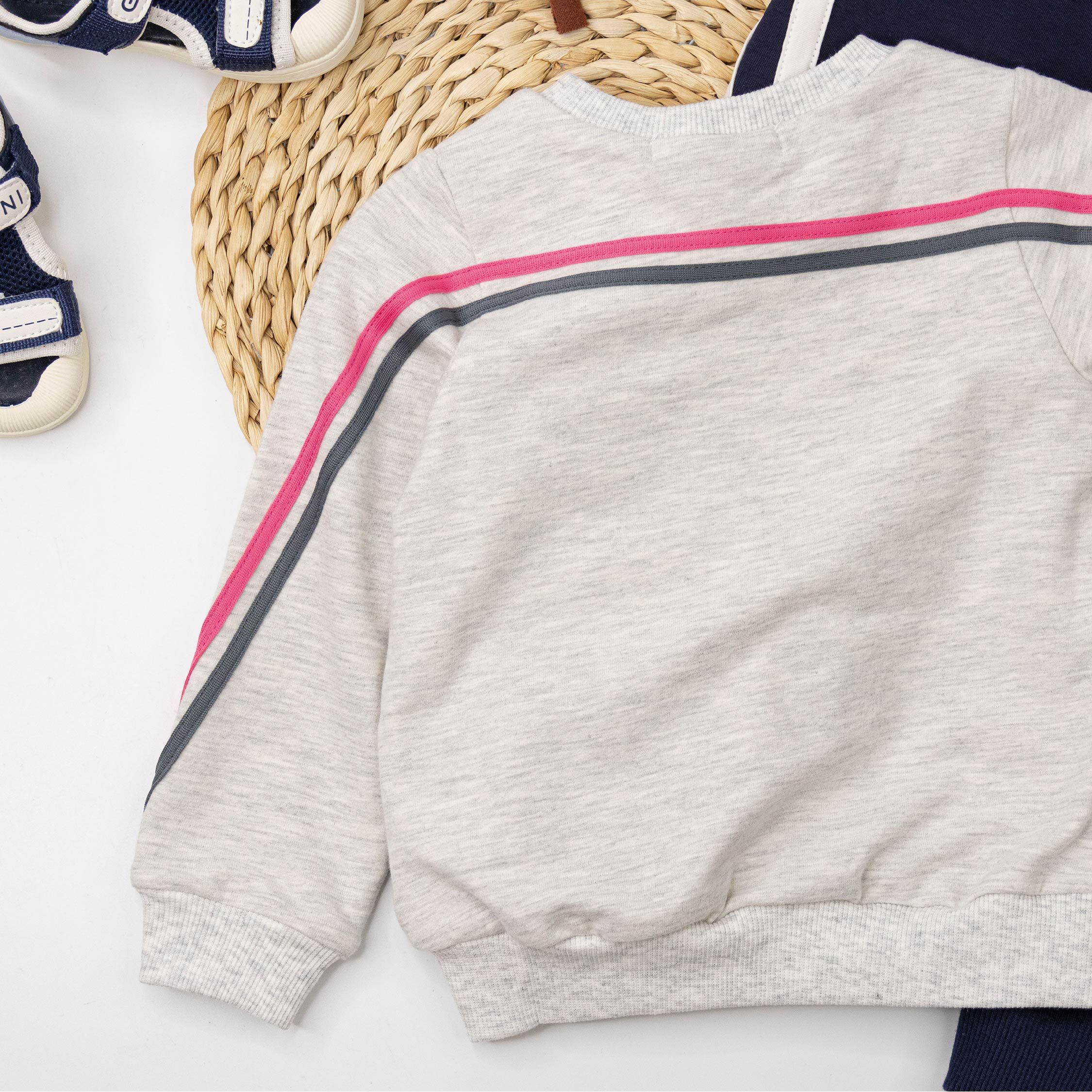 范侖鐵諾【52527】彎腰小熊雙色織帶設計上衣