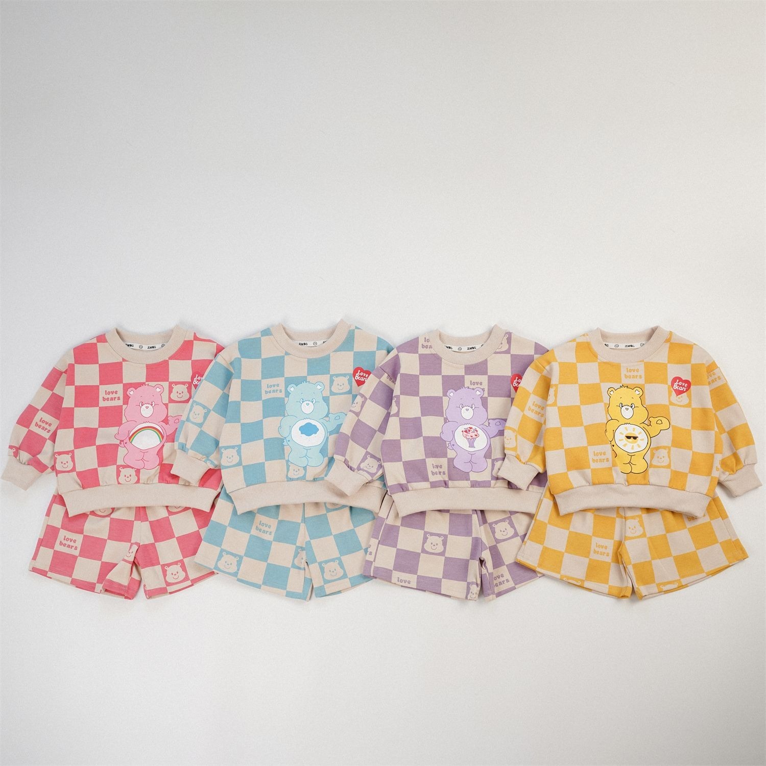 🐻𝐂𝐚𝐫𝐞 𝐁𝐞𝐚𝐫𝐬 Love Bears 格仔熊衛衣五分褲套裝