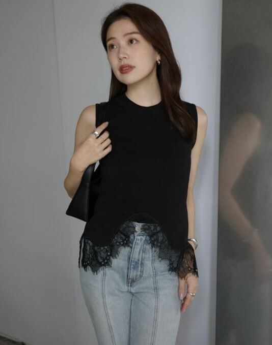 [預購] ánuans 蕾絲不對稱下擺針織衫