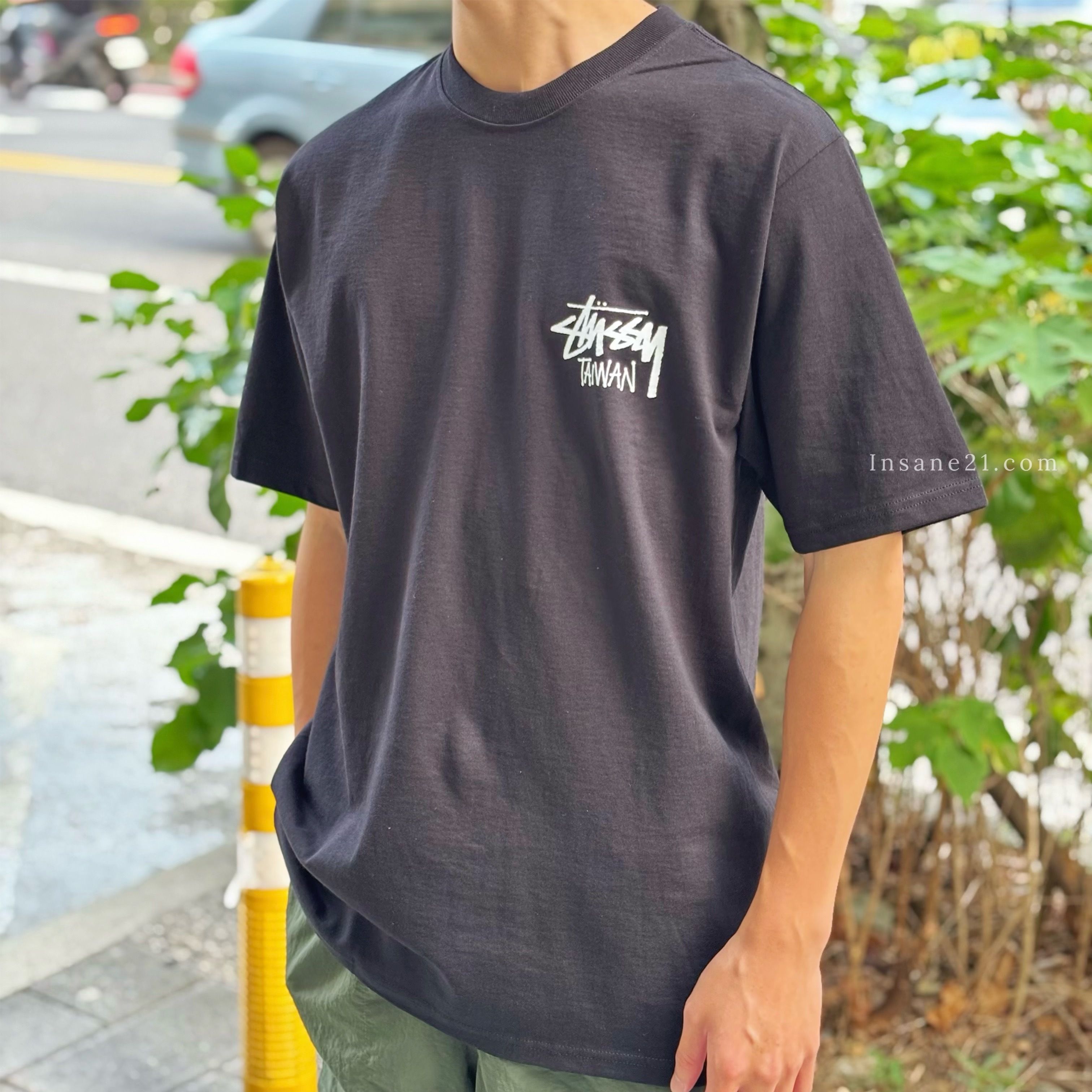 STUSSY 台灣限定 短袖 短Ｔ 短踢 中性 黑/白