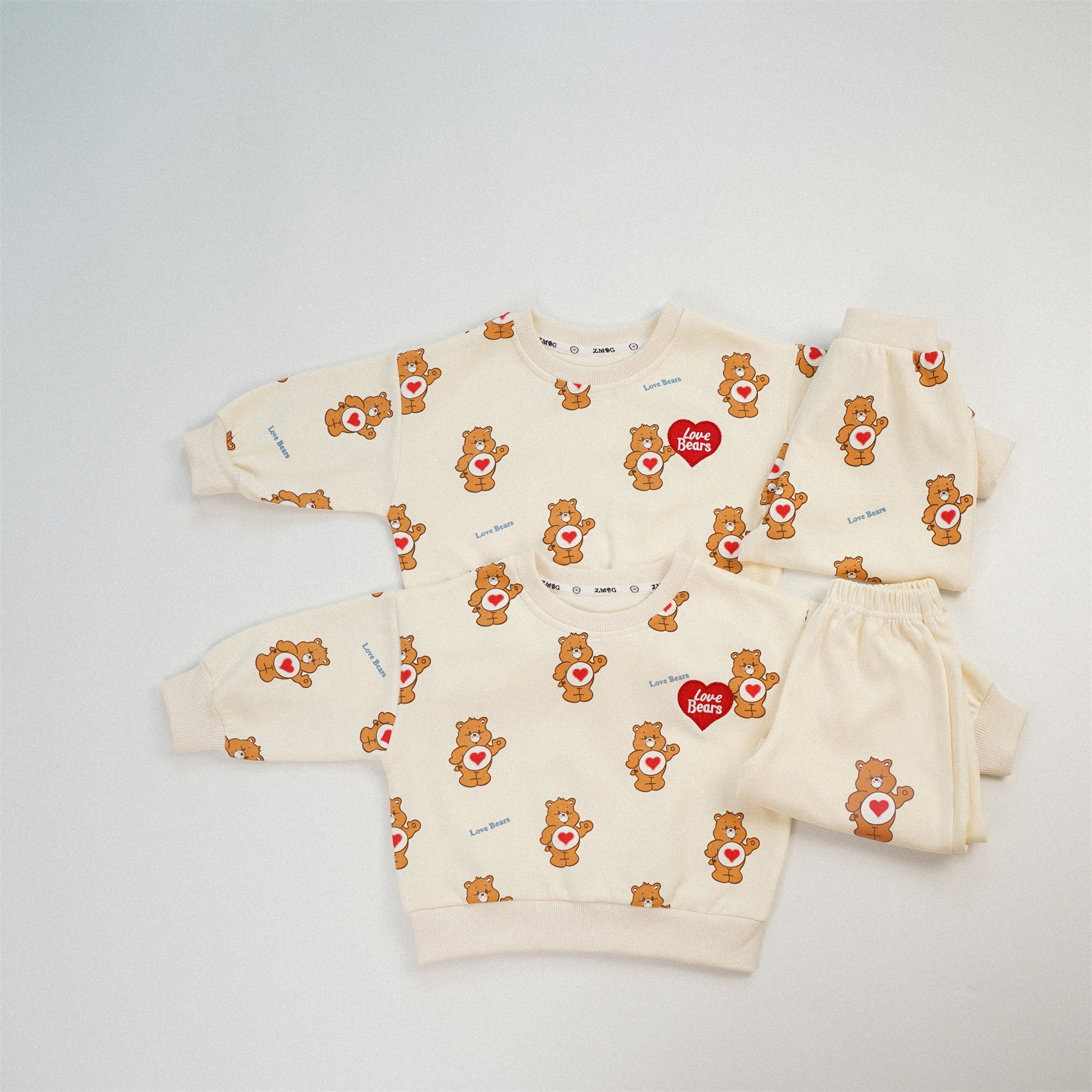 🐻𝐂𝐚𝐫𝐞 𝐁𝐞𝐚𝐫𝐬 Love Bears 印滿熊衛衣五分褲/長褲套裝