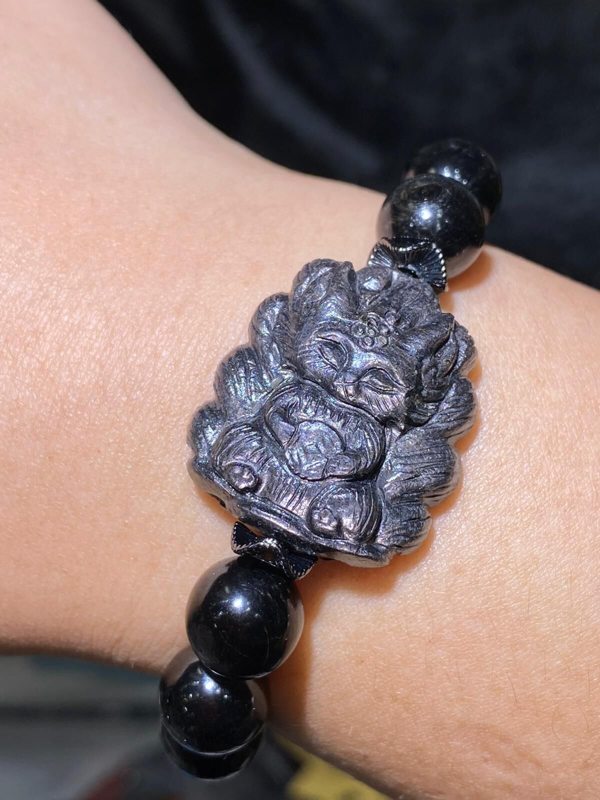 10.5-10.8mm金運九尾狐手串