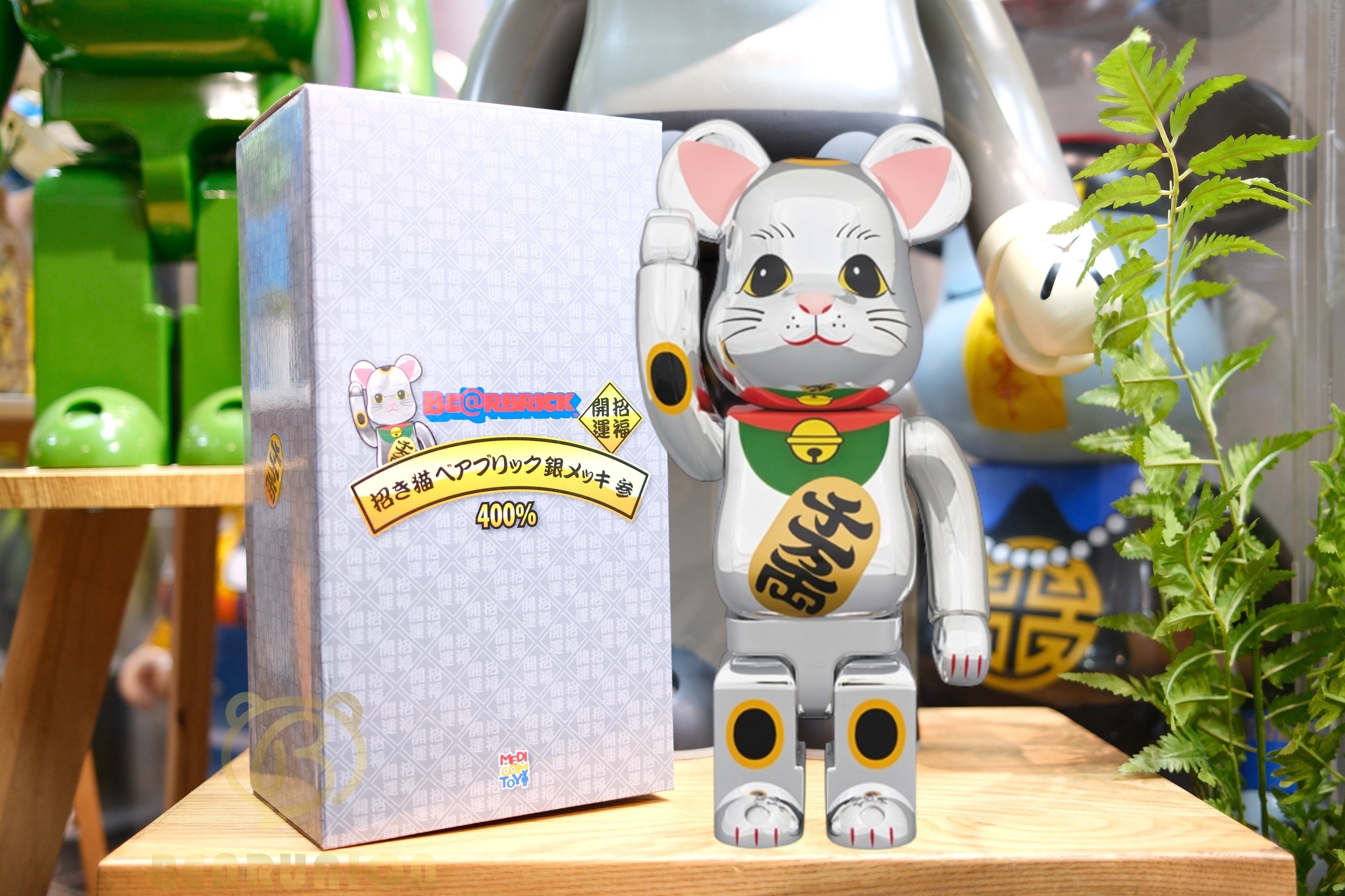 🥇現貨🥇Bearbrick 400% 招き猫銀メッキ参400%