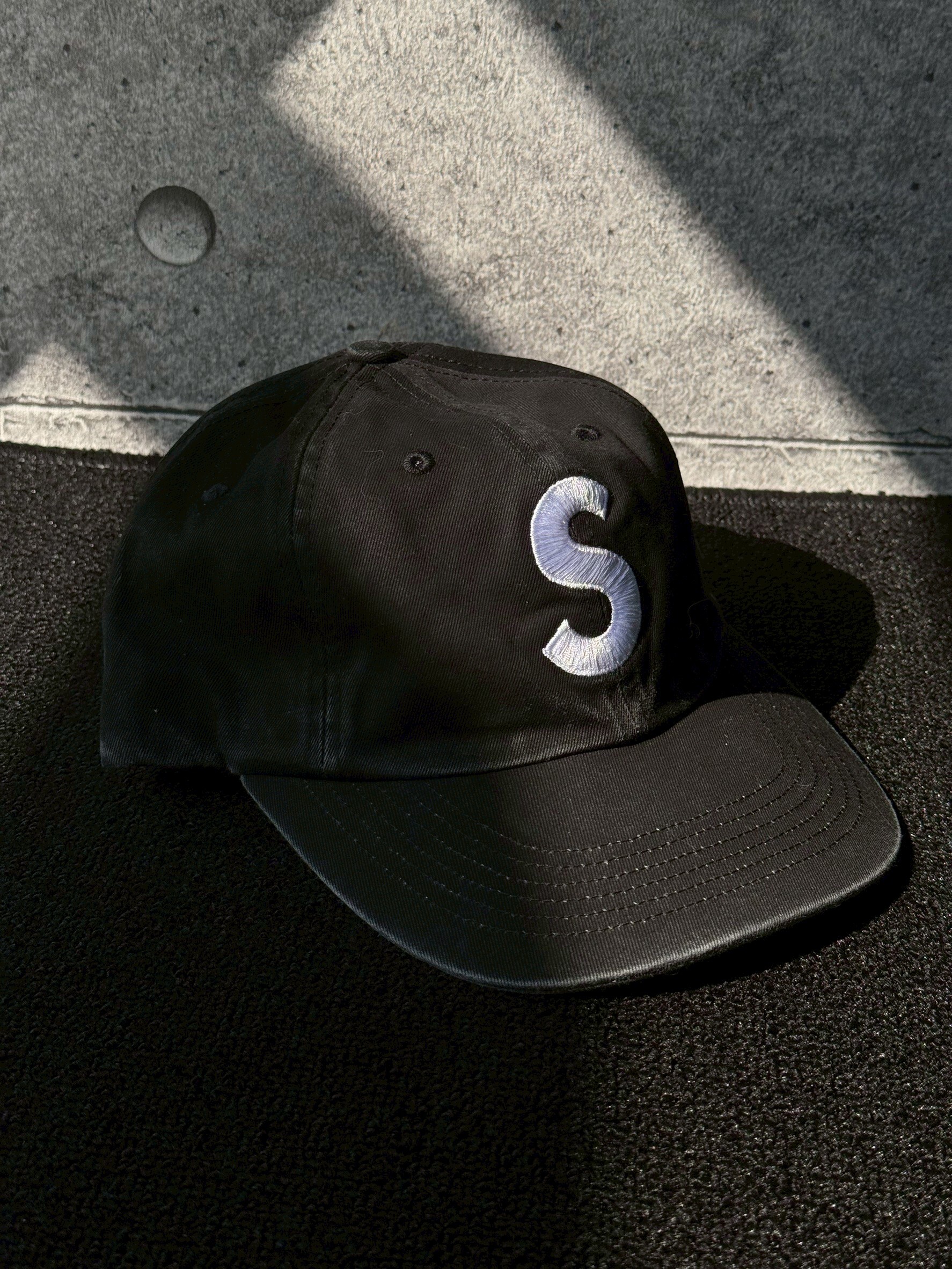 Supreme Pigment Print S Logo 6-Panel 六分割帽