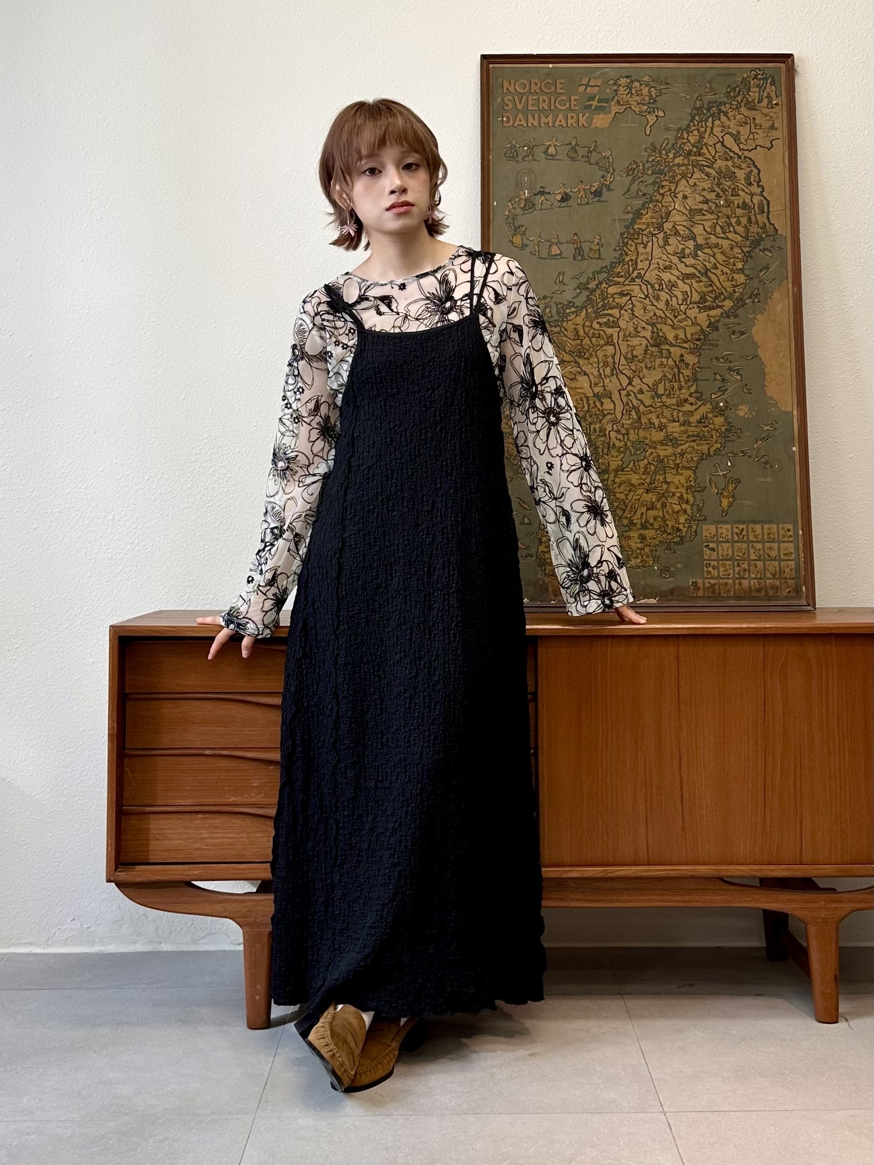 顯瘦！美背皺布吊帶裙 - OP53816