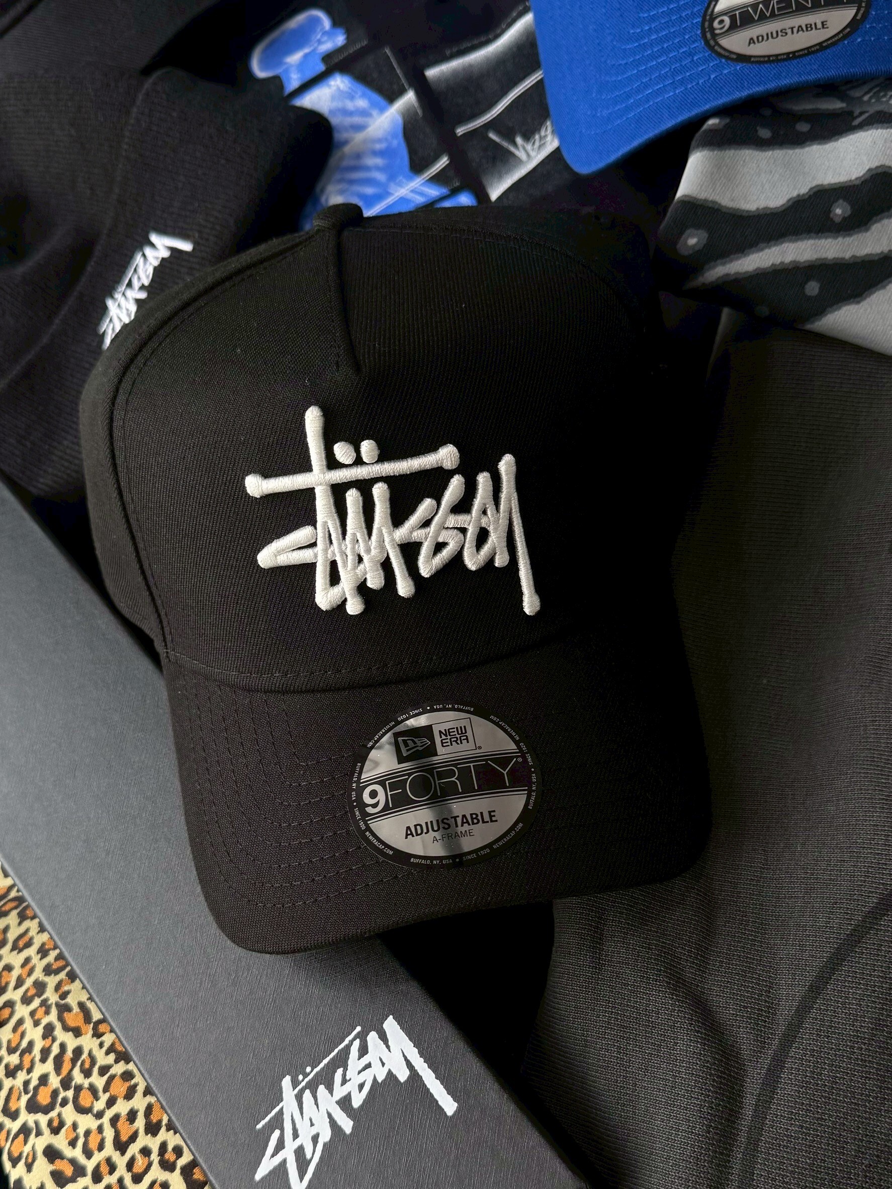 STUSSY x NEW ERA BASIC 9FORTY 經典刺繡Logo 棒球帽