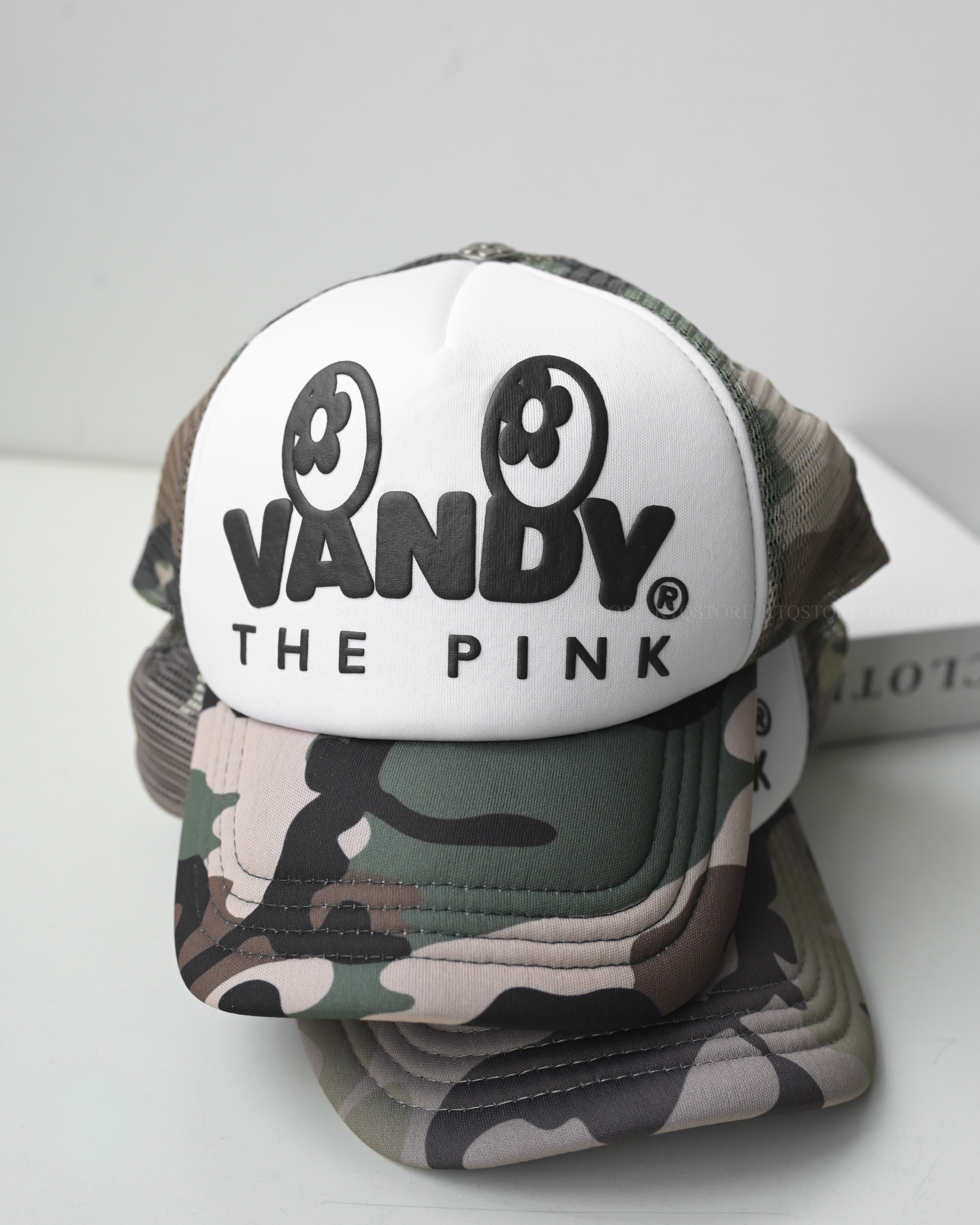 KTQ STORE ‧ VANDYTHEPINK® vtp® Shop Trucker Hat 卡車司機帽