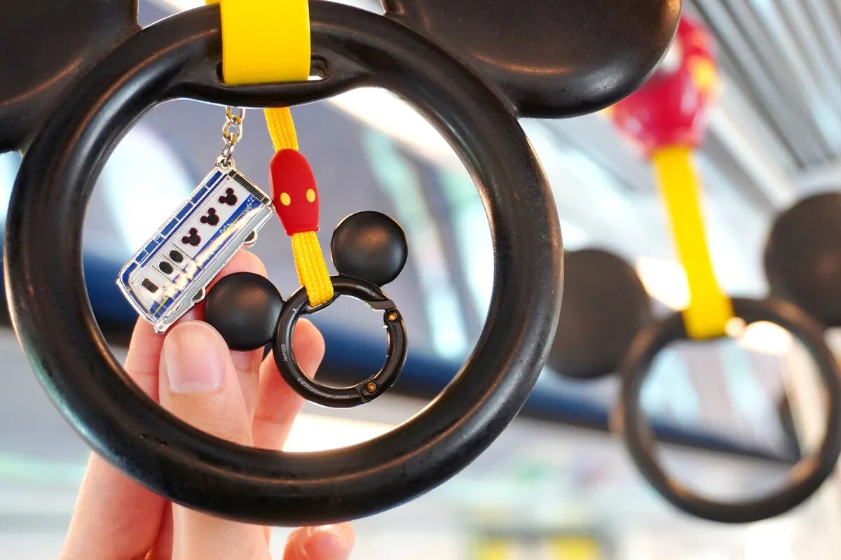 (現貨) 香港代購 ❘ 港鐵 迪士尼 米奇 Mickey 米奇頭造型 列車扶手 鑰匙圈 吊飾