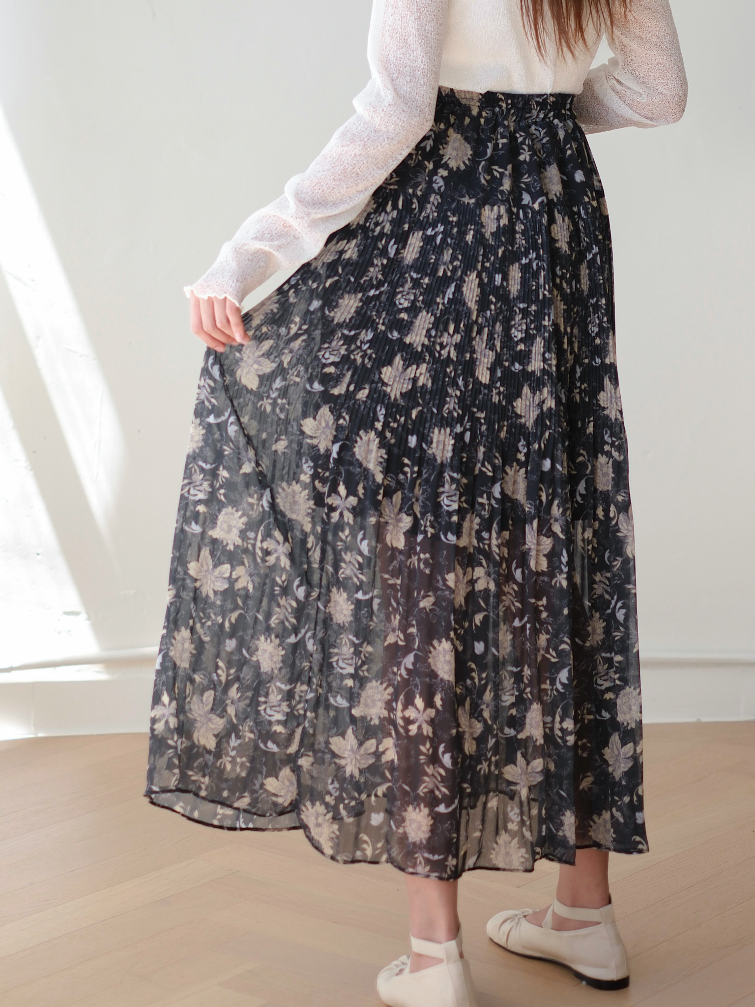 淡雅印花壓紋雪紡半裙 (米白/黑) BT434