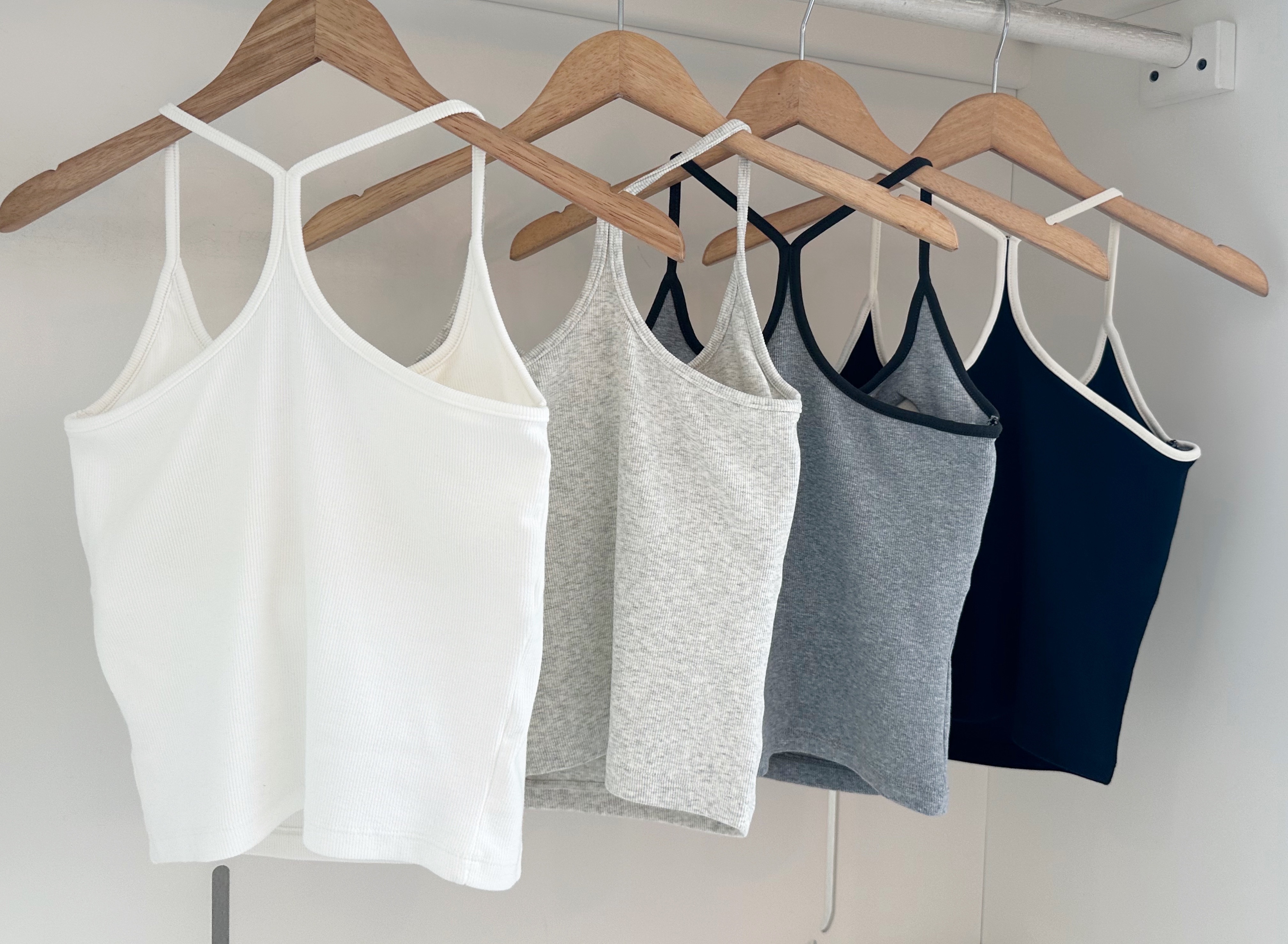 HALTER NECK CAMISOLE WITH PADDED