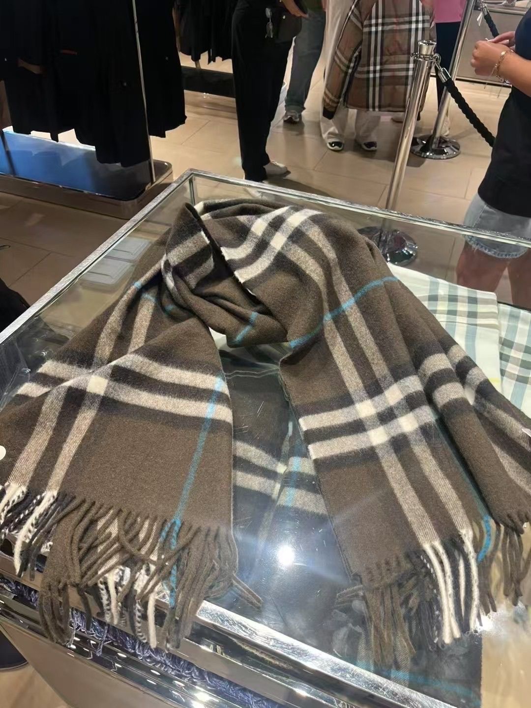 Outlet Burberry Scarf