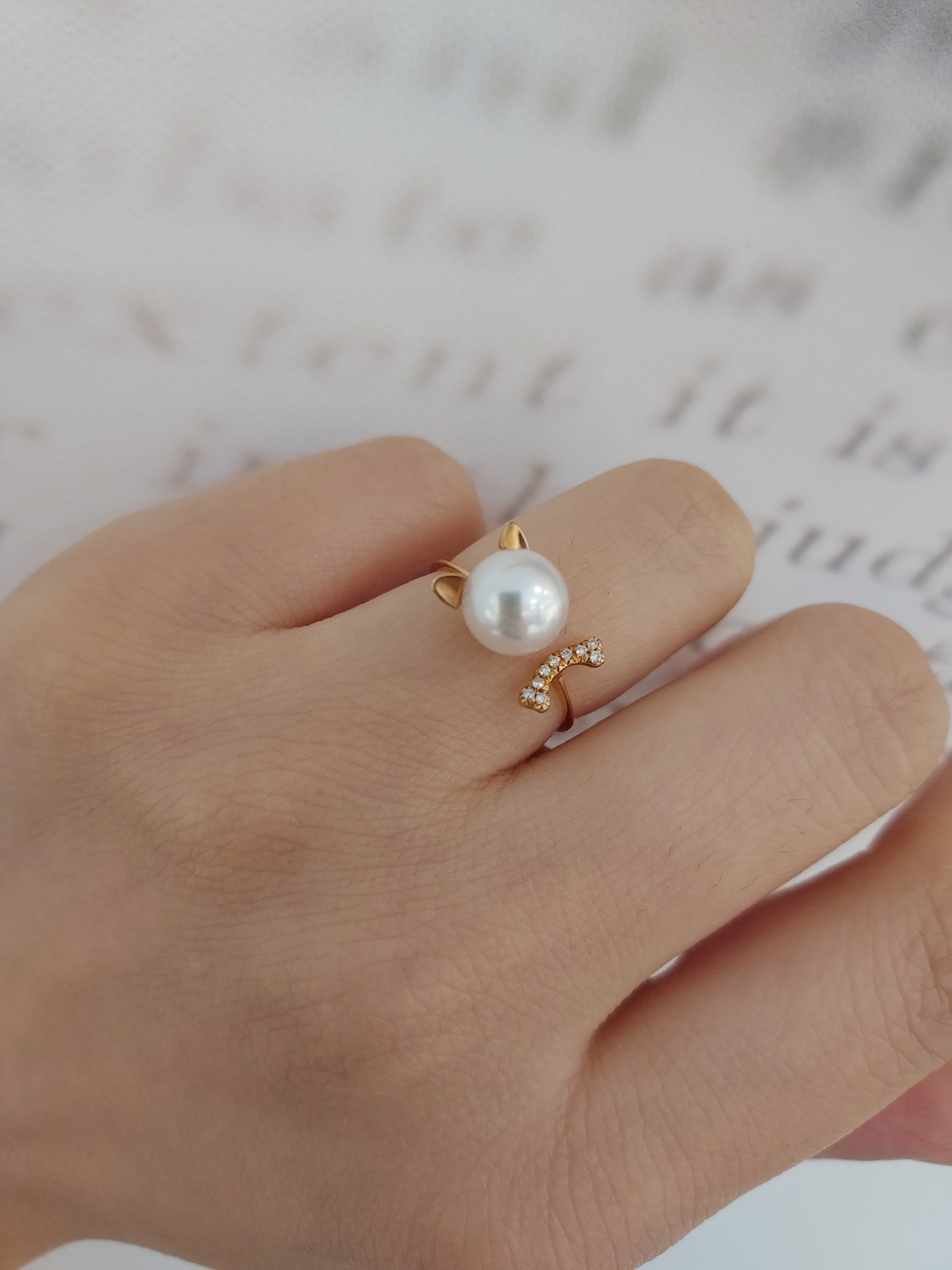 18K玫瑰金天然鑽石 Akoya 珍珠貓貓戒指