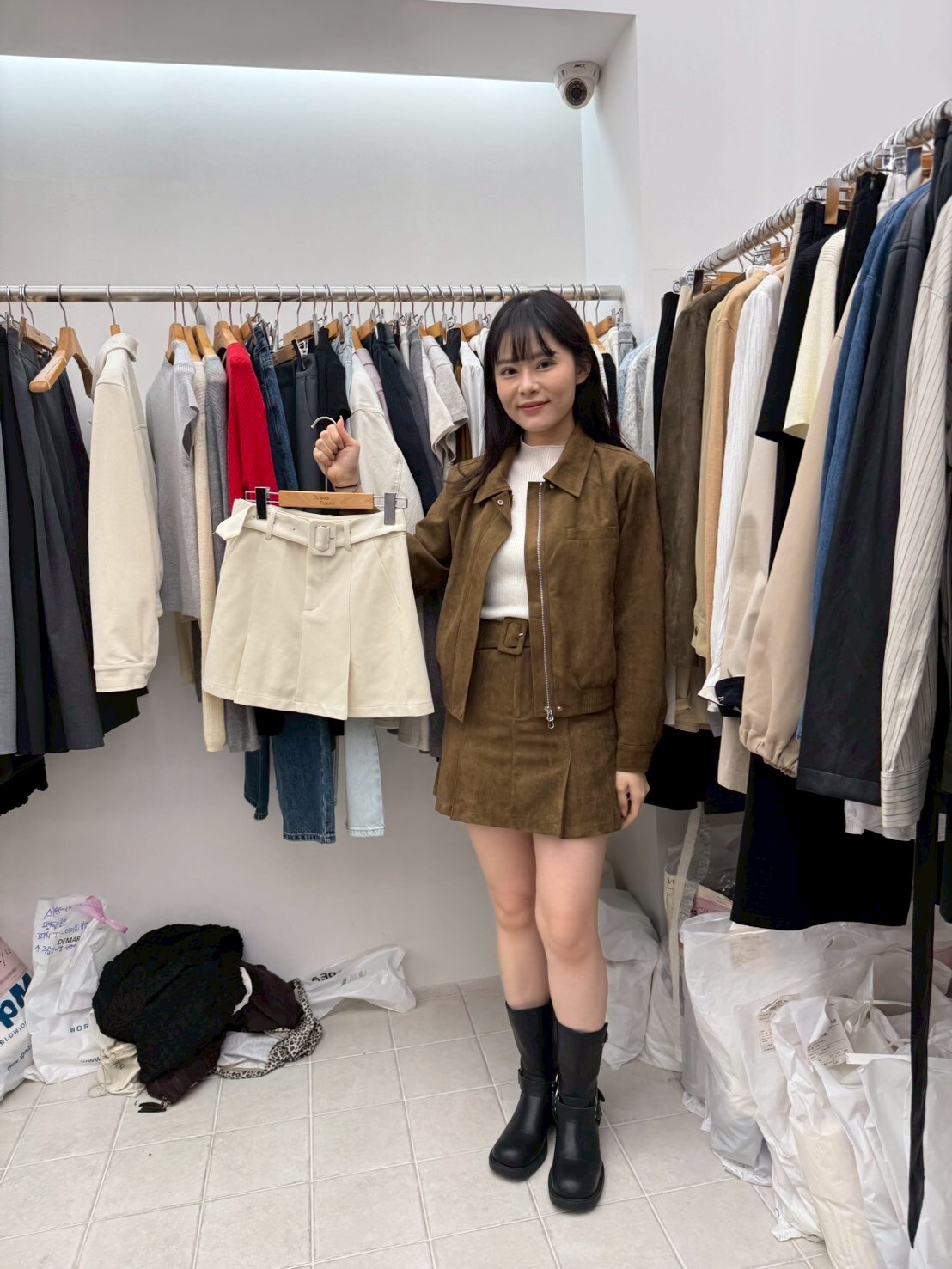 DR5020 翻領隱形拉鏈短身外套