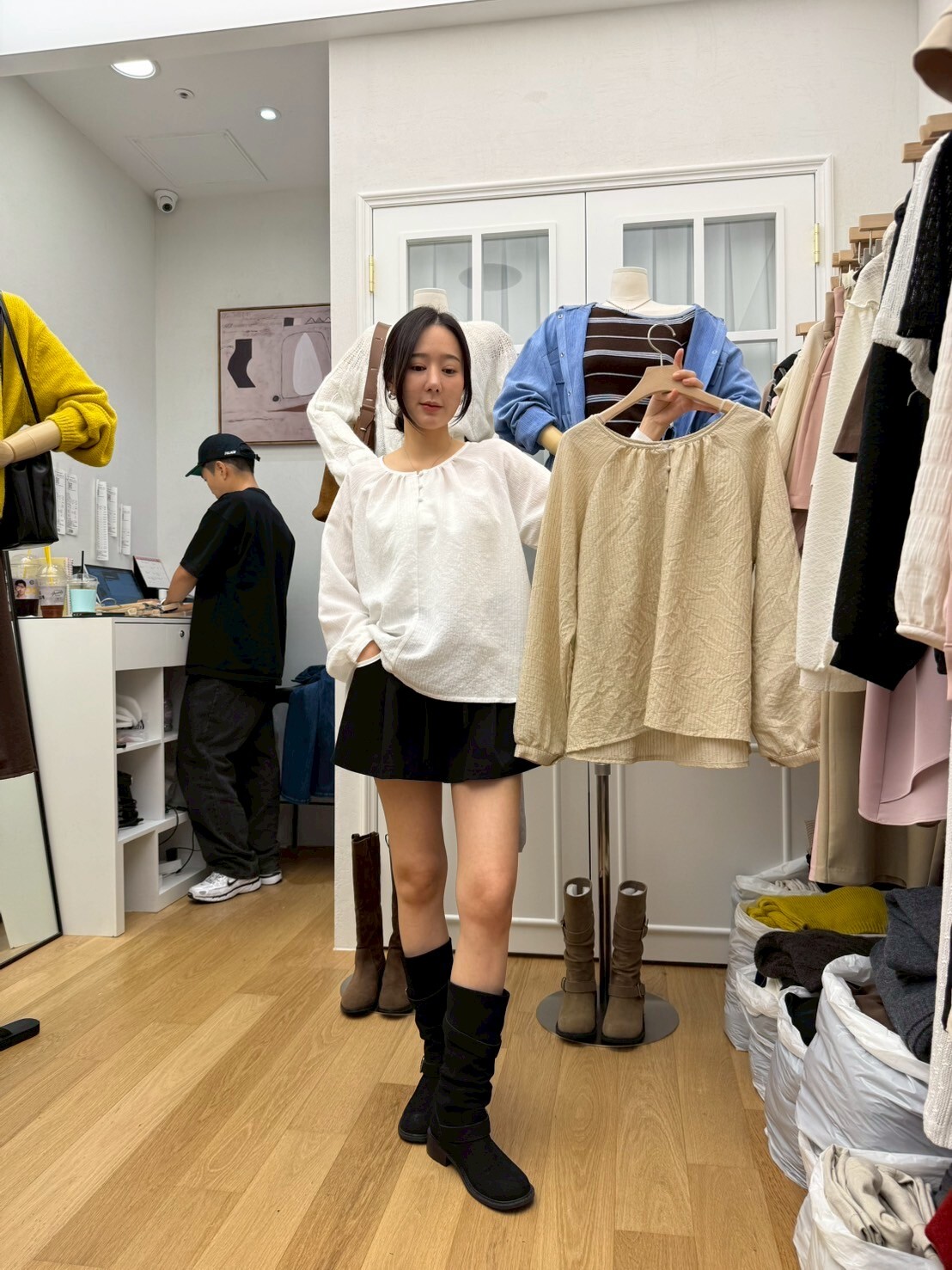 RF5006 波波三粒鈕皺皺長袖上衣