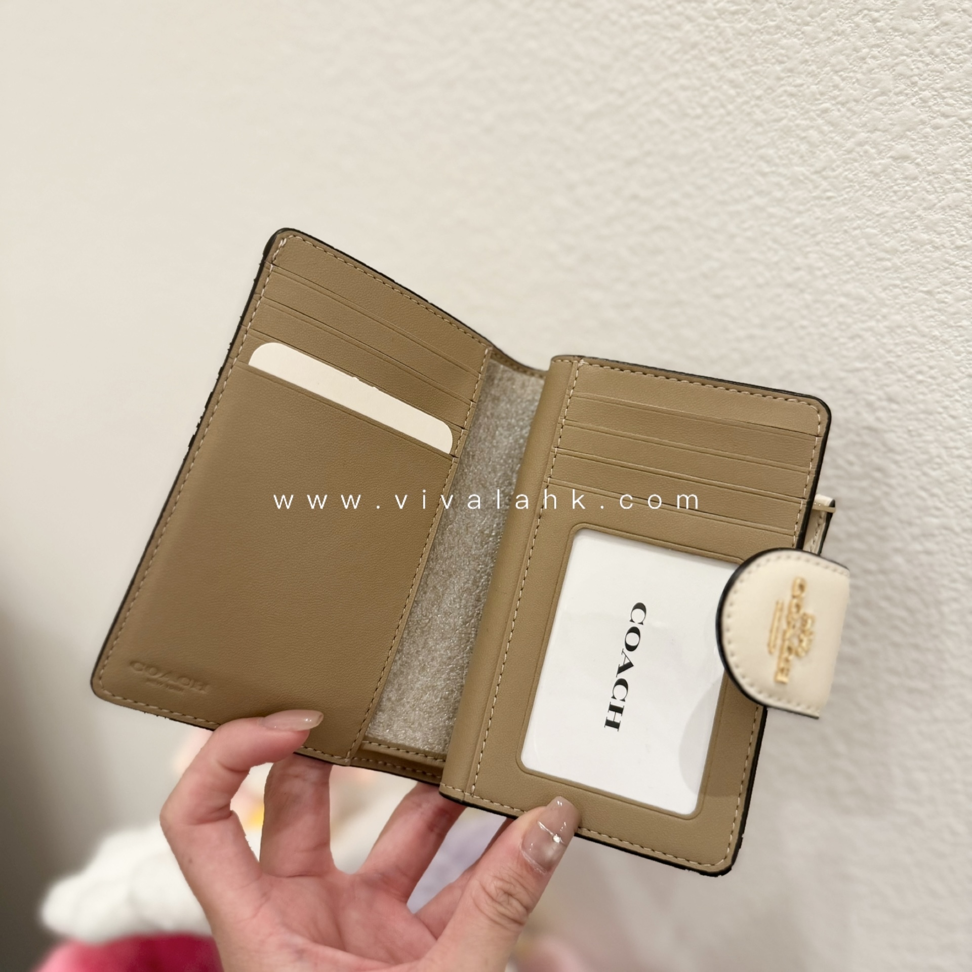 Coach - 中銀包 (C0082)