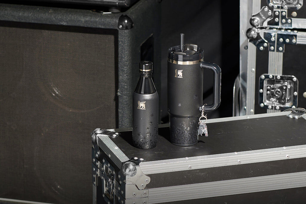 STANLEY 1913 X JENNIE 吸管隨手杯2.0 曲線隨行瓶 午夜寶石 保溫瓶 水壺