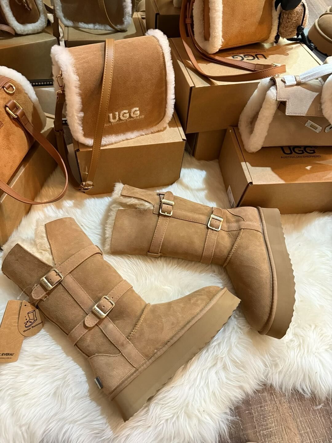 UGG 2025新款 一鞋三種穿法