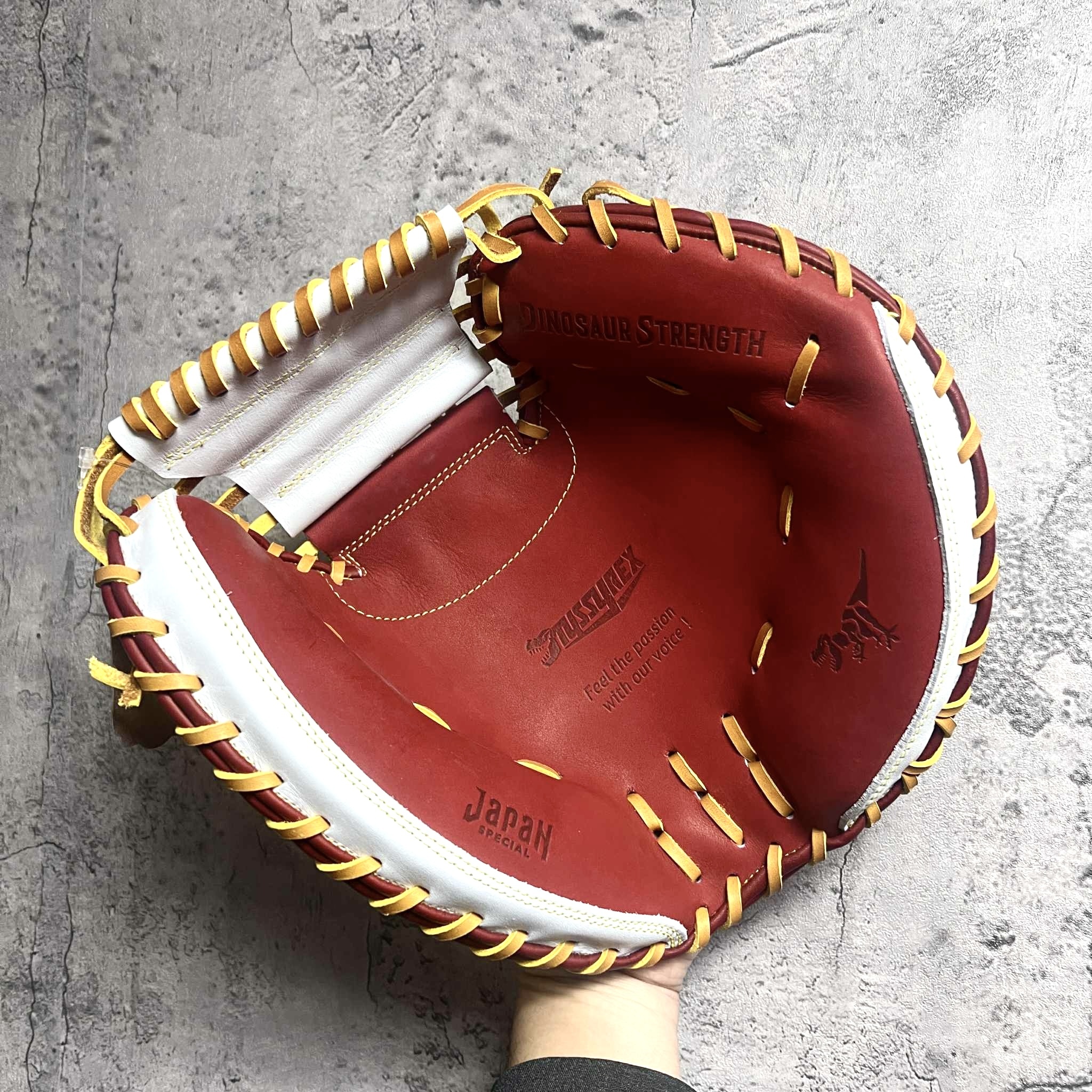 日本職人 Tyssy Craft 暴龍 瘋牛店鋪限定 軟式 捕手手套