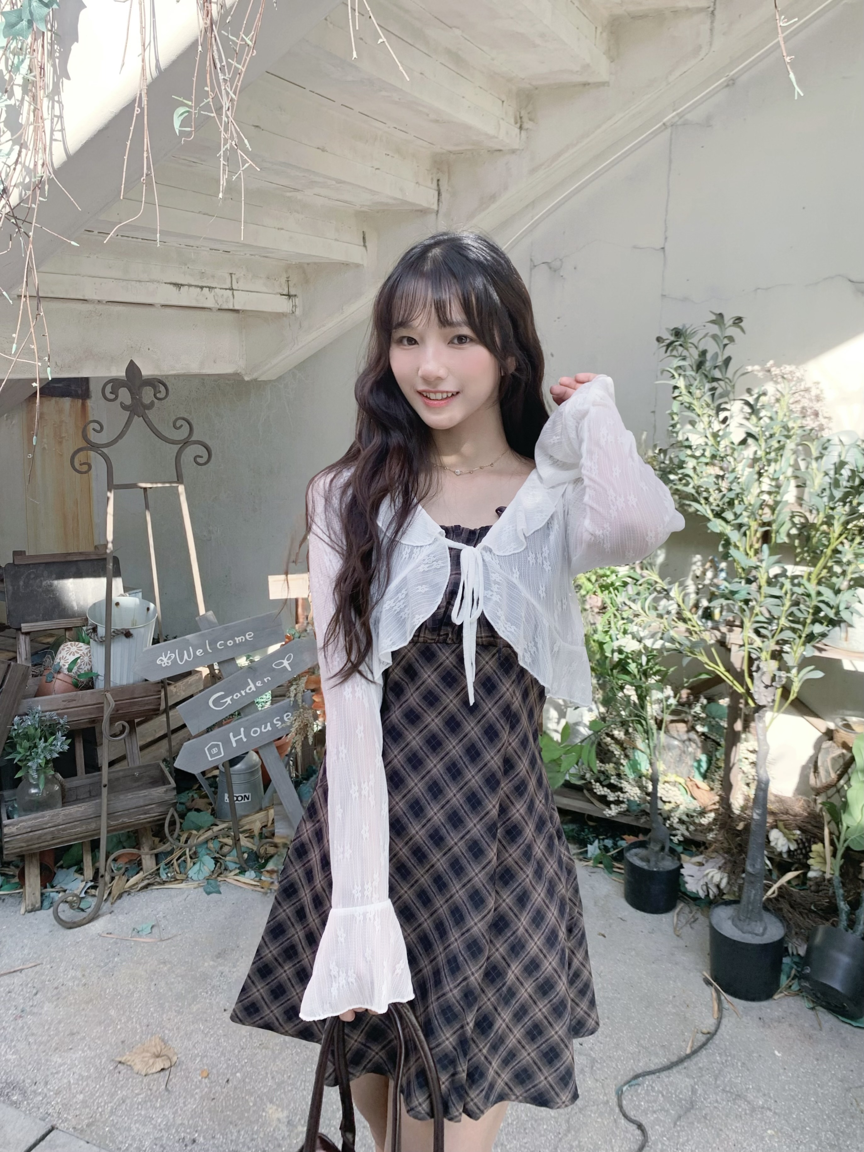 JP1055｜日本直送！荷葉邊花花透視綁帶短版外套