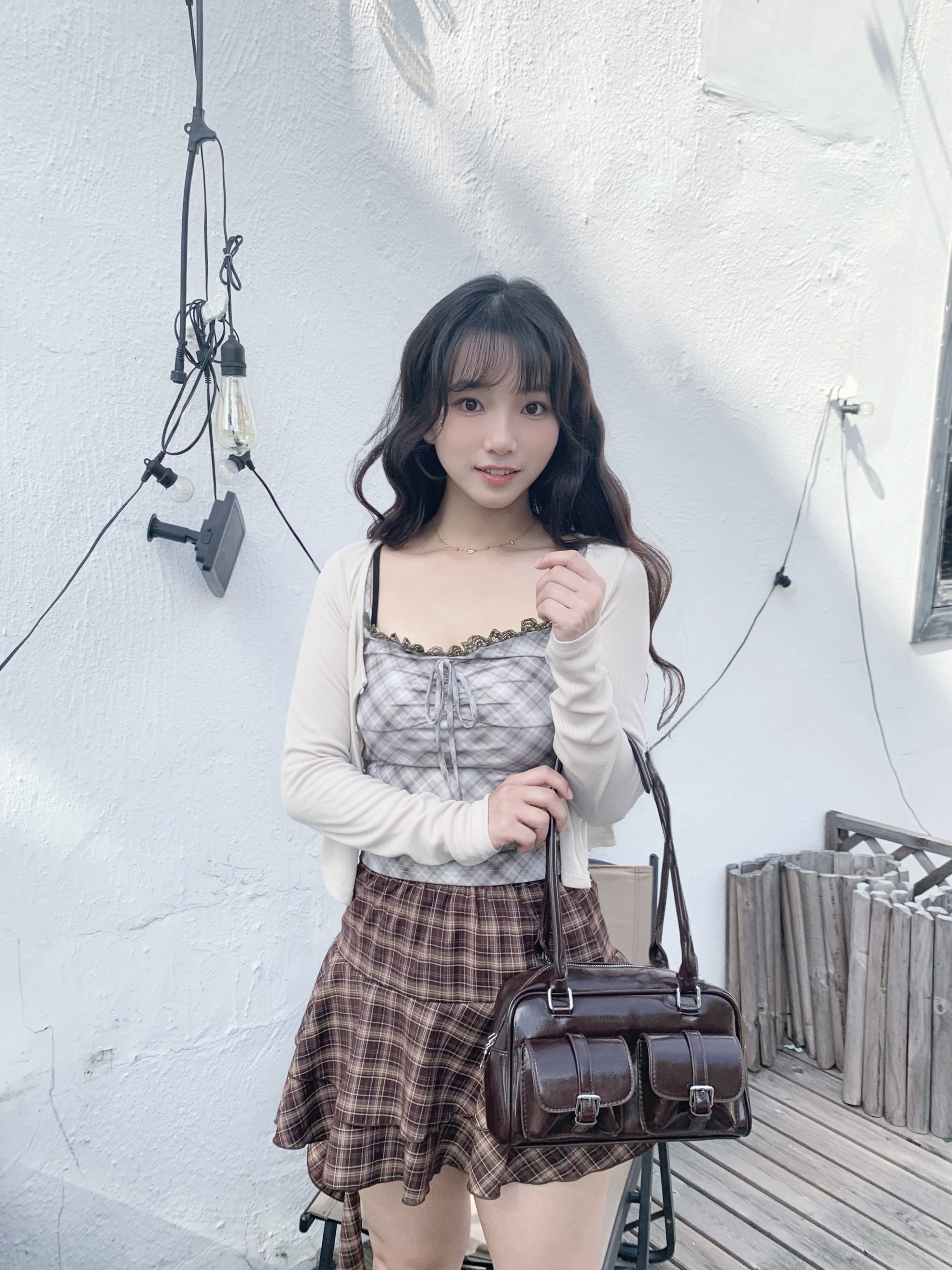 A0249｜學院風雙單扣漆皮保齡球單肩袋子