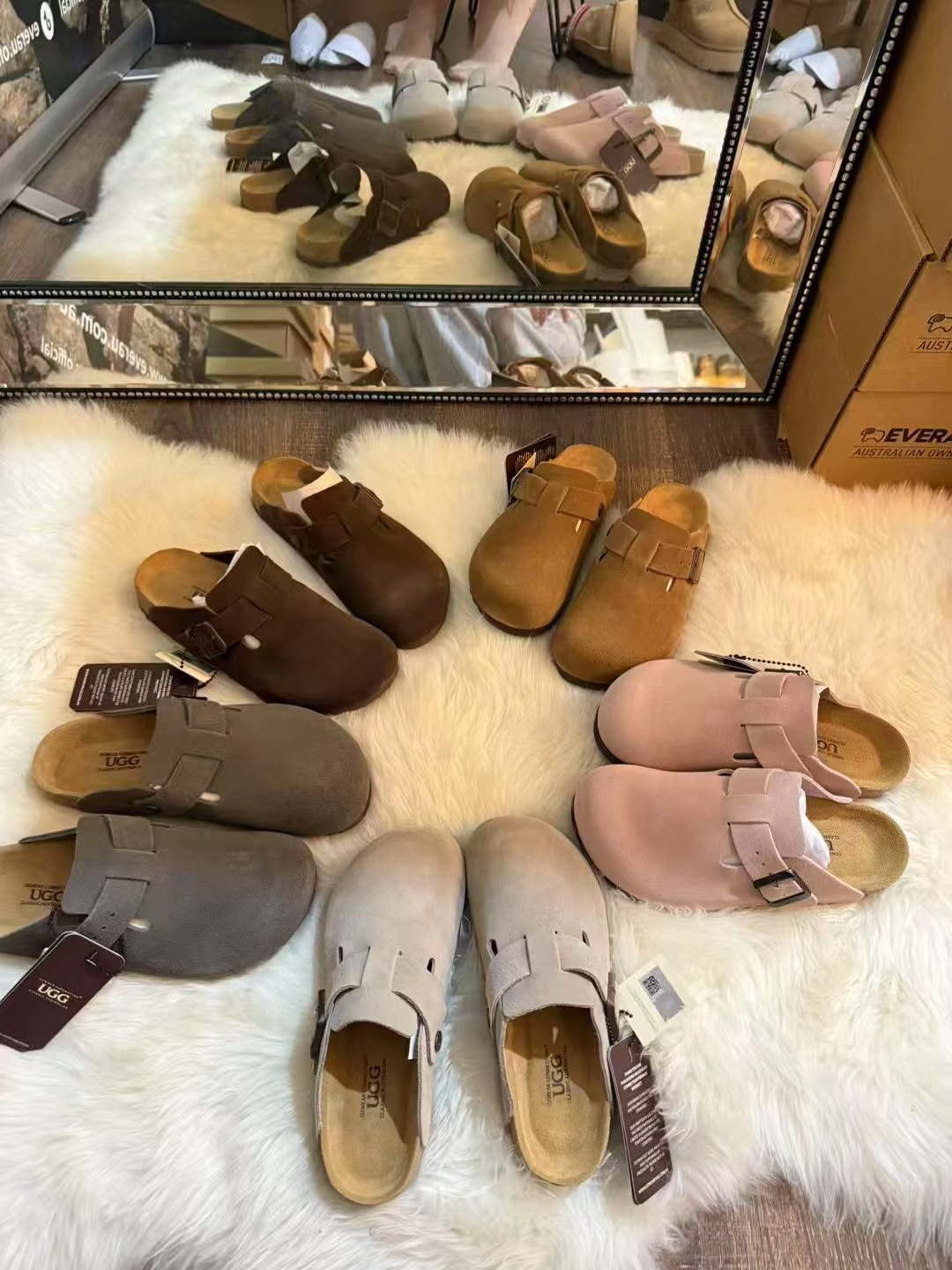 UGG 經典款勃肯拖鞋