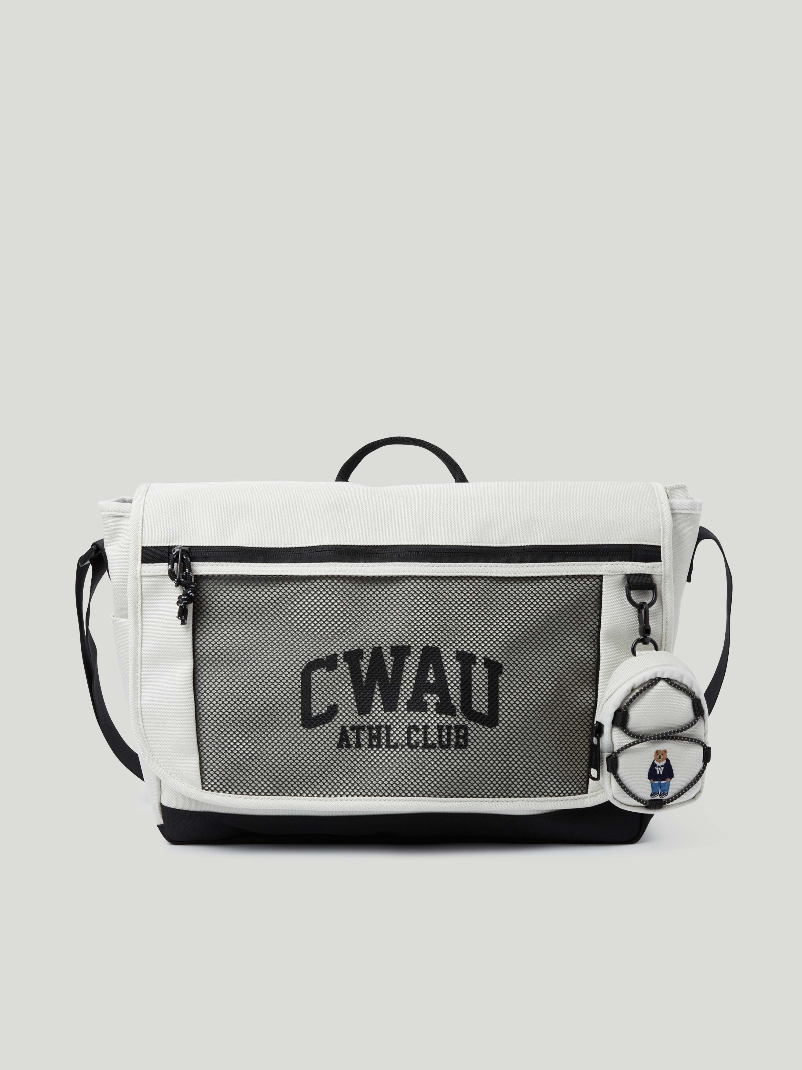 【直播】WHO A U LL0921205 Steve 斜背包