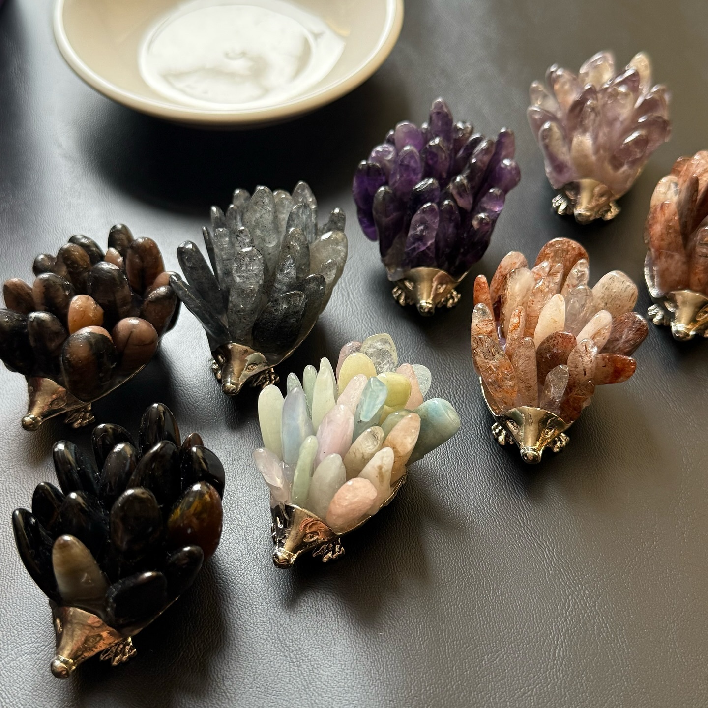 [原石] 水晶刺蝟 水晶動物擺飾 空晶石、火龍果石黑雲母、紫水晶、藍虎眼石