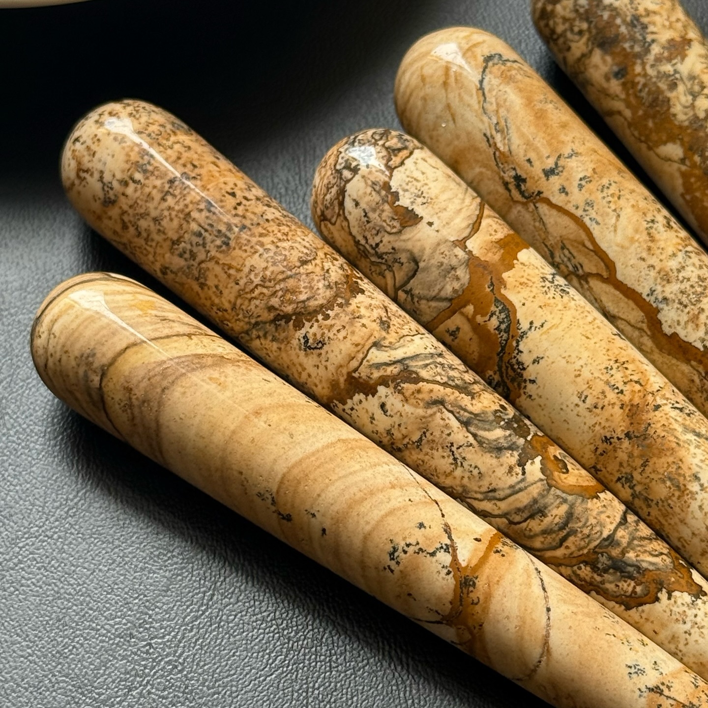 [原石] 國畫石 穴道按摩棒