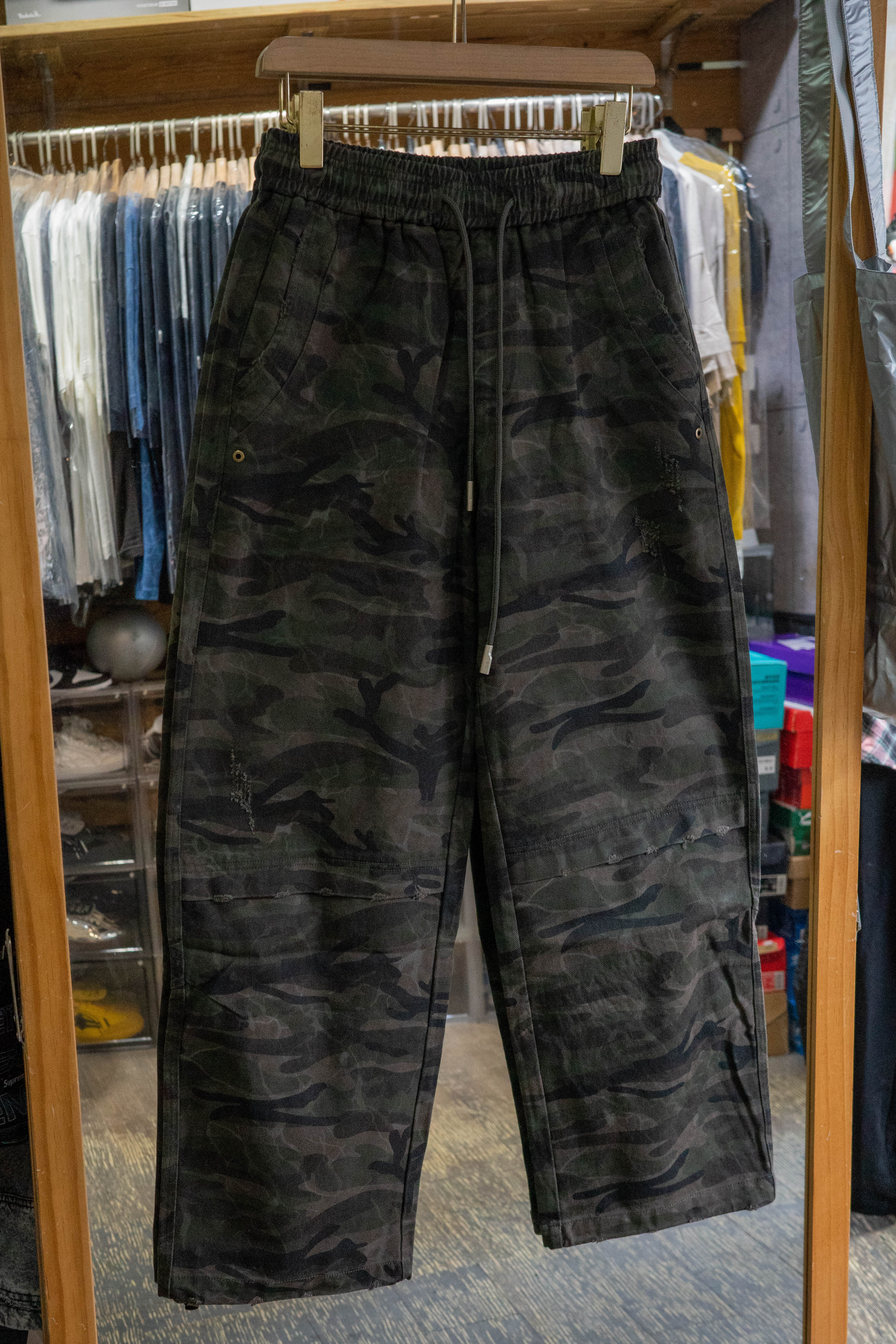 k25-8891 迷彩刷舊束口長褲 AETHERFROST