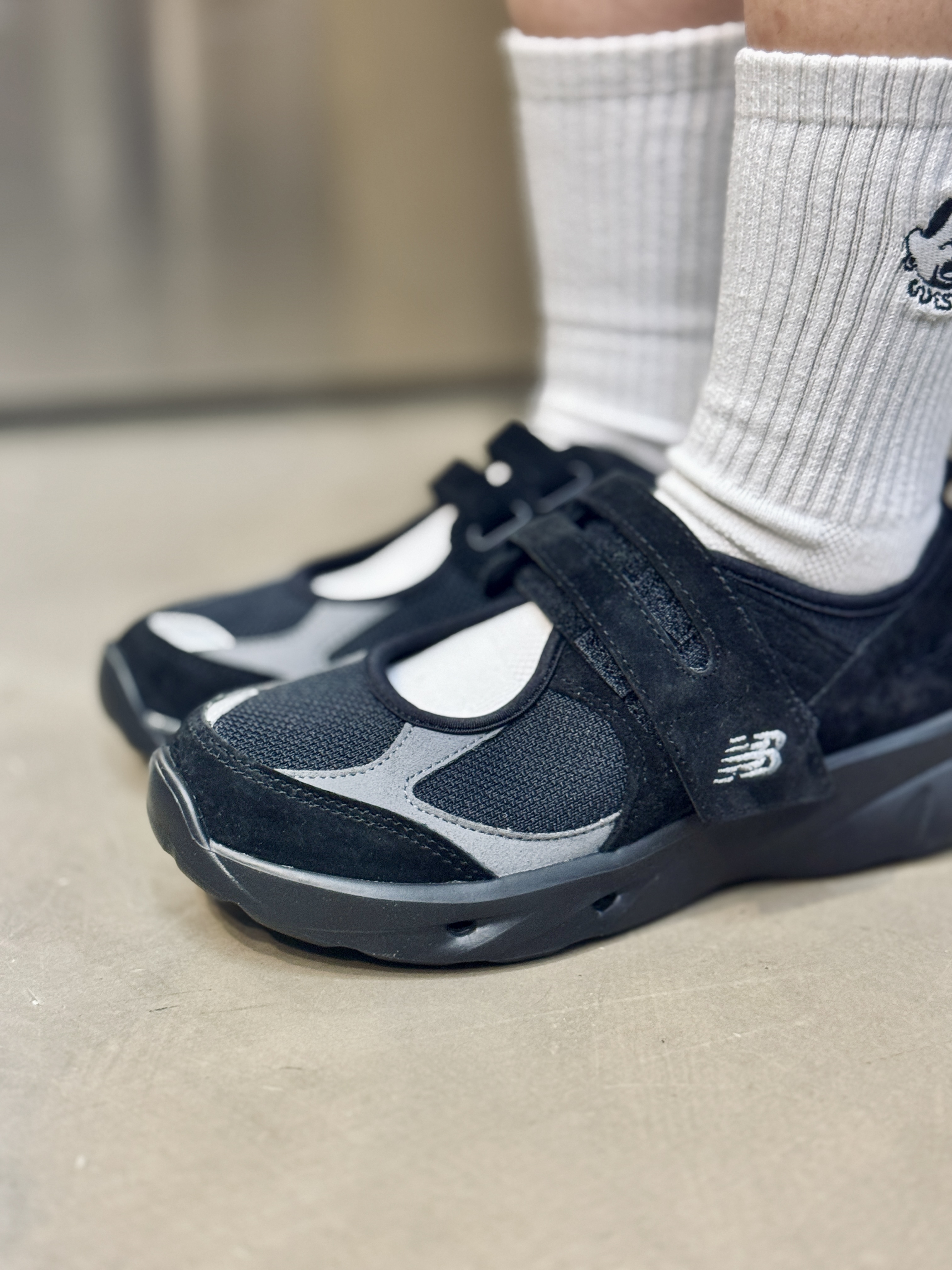 [現貨] New Balance FW Breeze Black SD2203BK