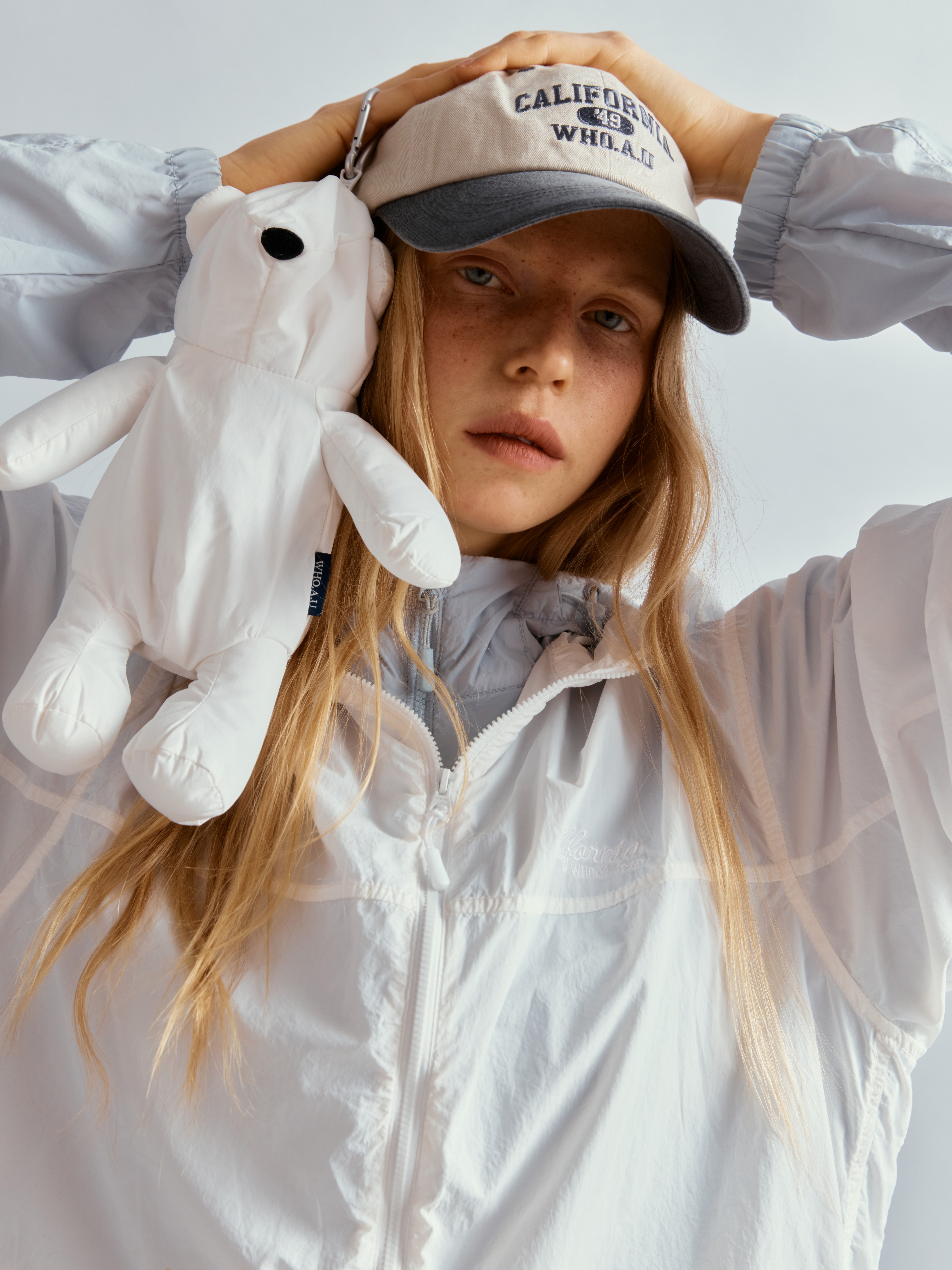 【直播】WHO A U LL0921220 Steve Packable 風褸