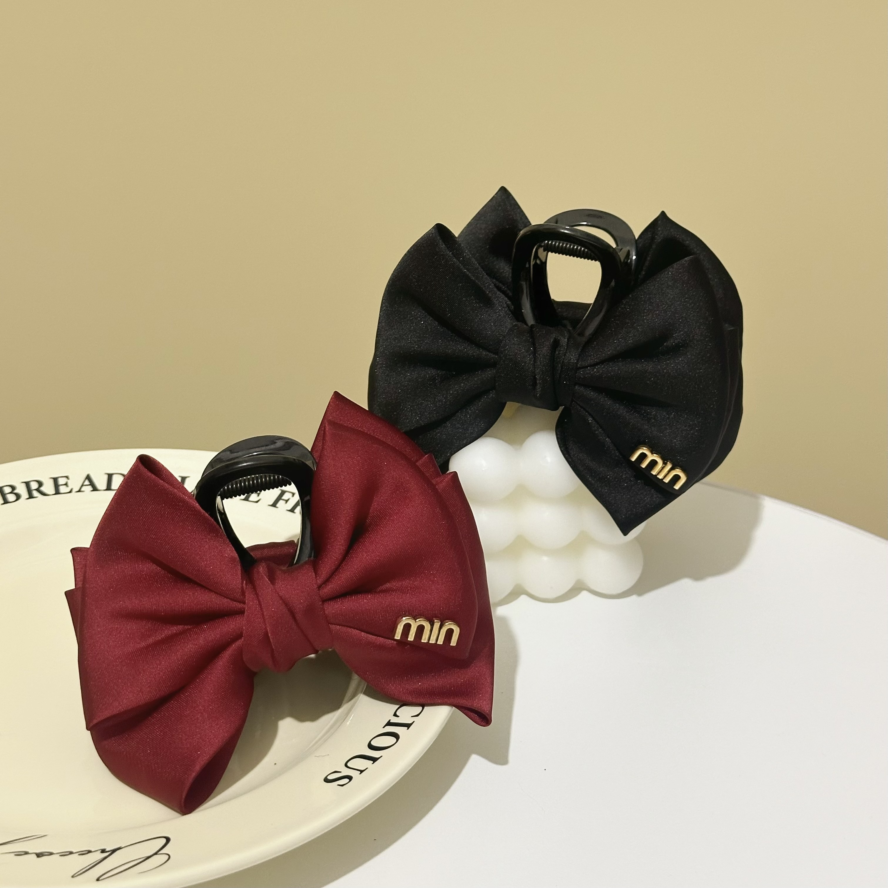 Z153滑布字母蝴蝶結半頭夾