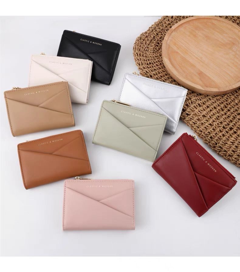 Diagonal Classic Bi-Fold Wallet