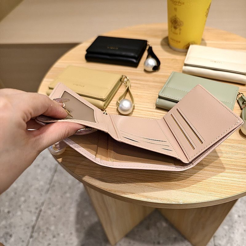 Elegant Pearl Accent Short Wallet