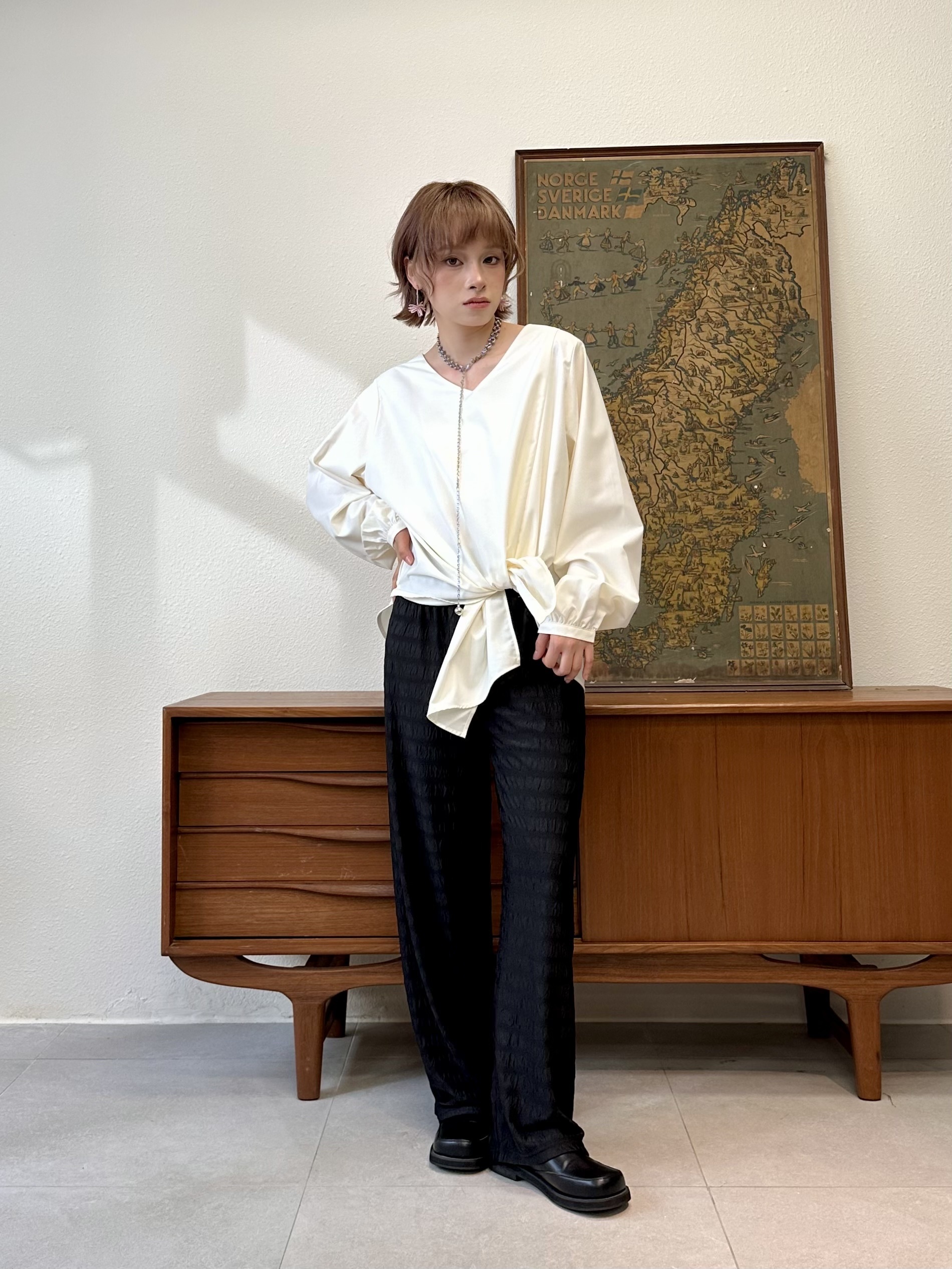 V領綁腰西裝布上衣 - BL53793