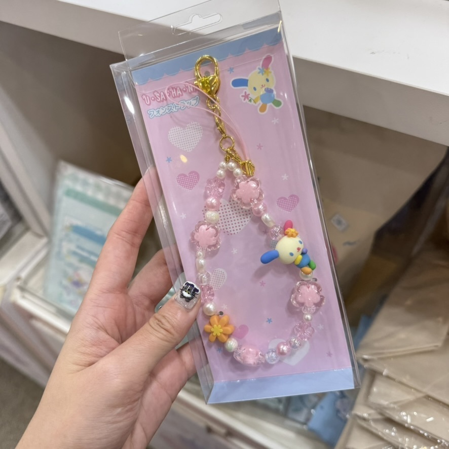 現貨┃三麗鷗 花小兔 手機 花花 串珠 吊飾