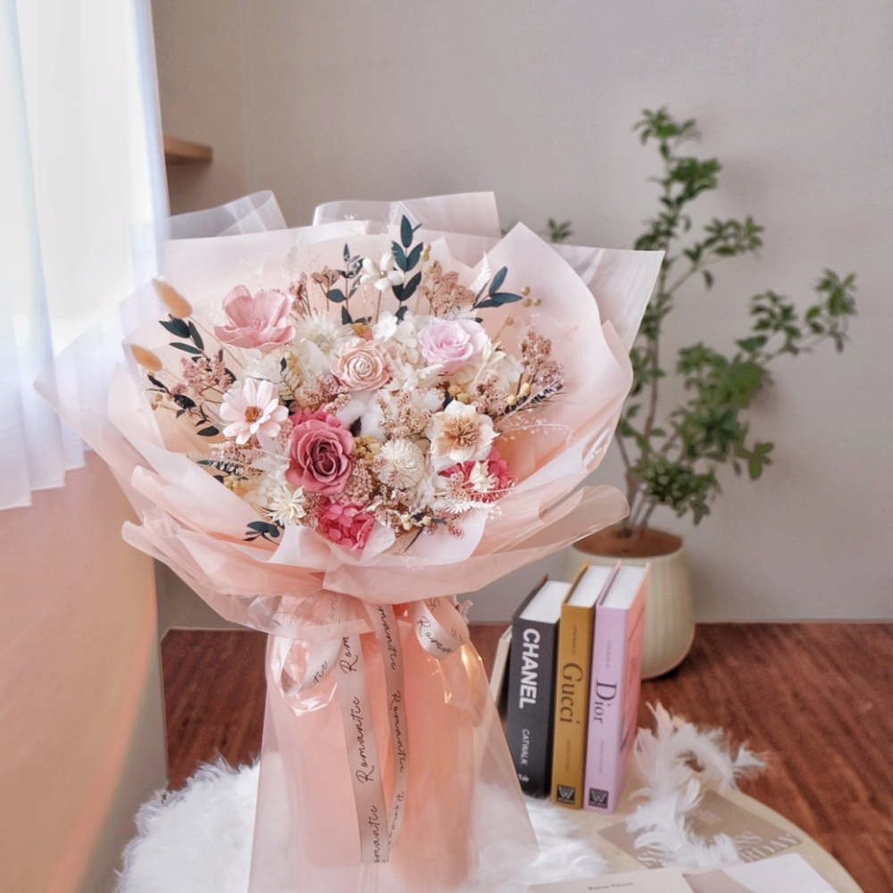 草莓香檳 永生玫瑰花束