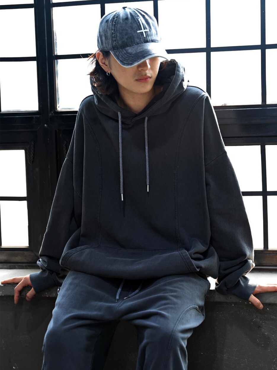 色彩剪裁寬鬆連帽衫