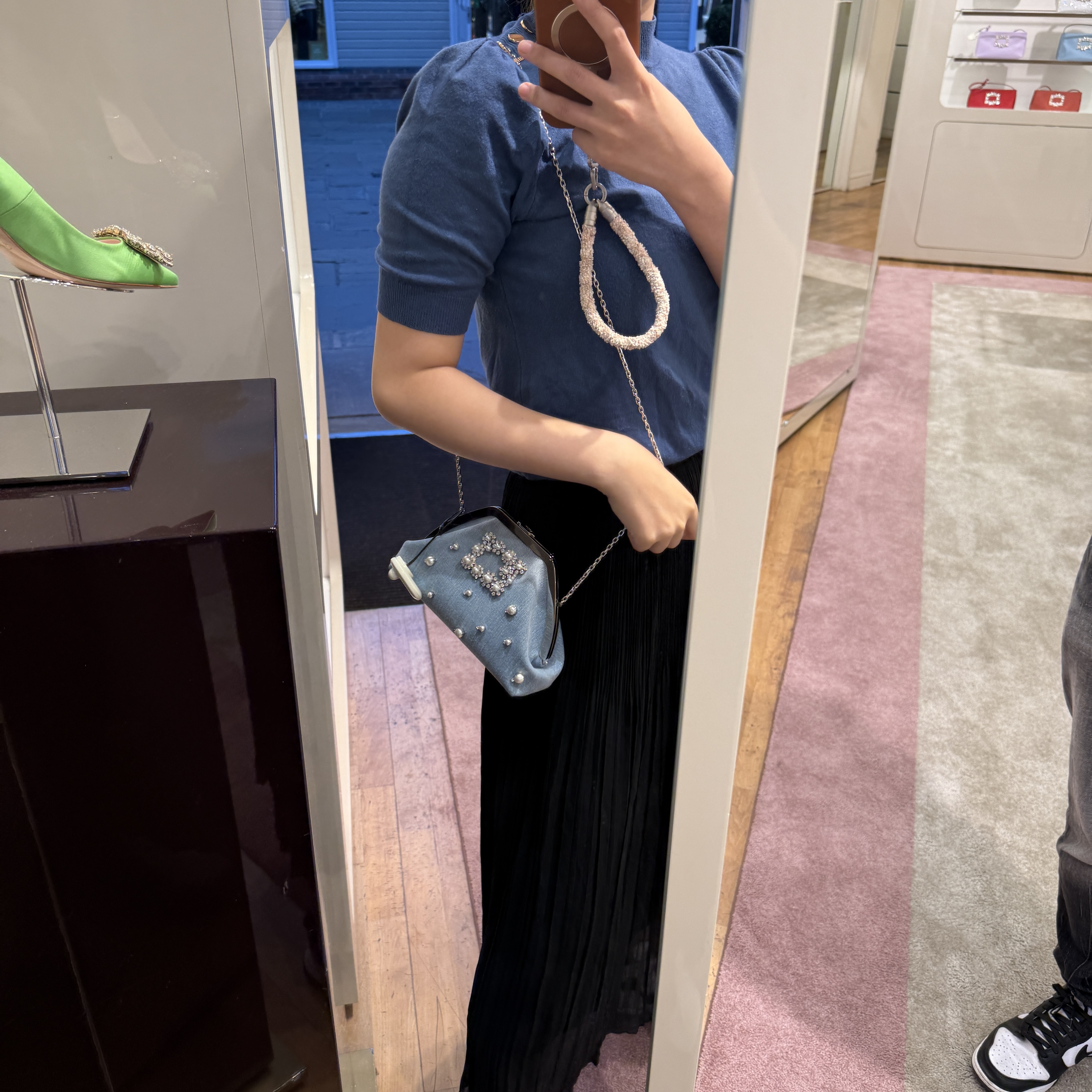 Roger Vivier RV Denim flower strass pearls Trapezoid chain bag