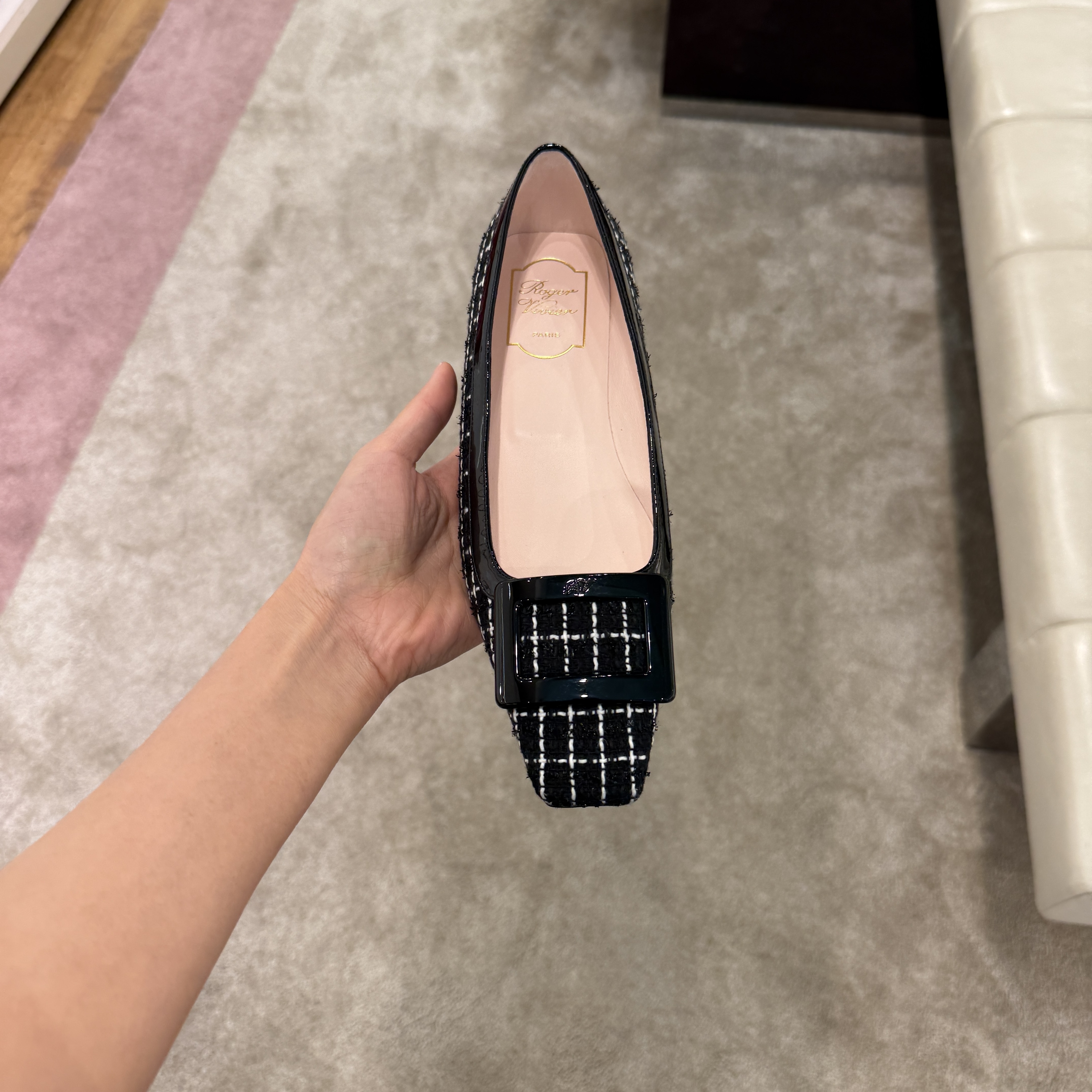 Roger Vivier RV Belle Vivier fabric flats Black and white